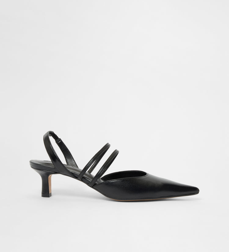 Pointed toe kitten heel