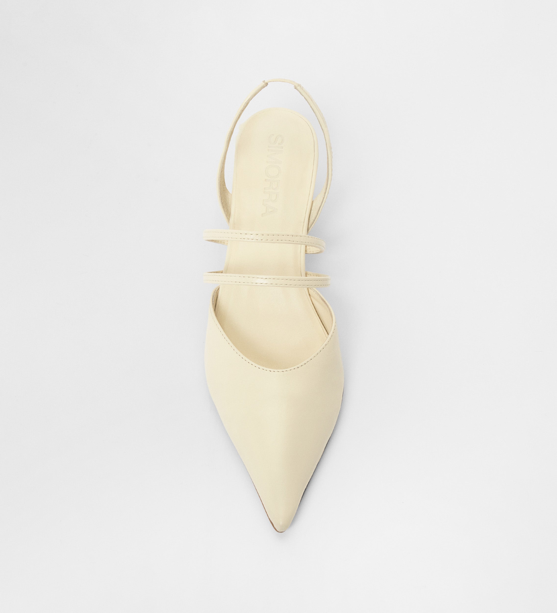 Pointed toe kitten heel