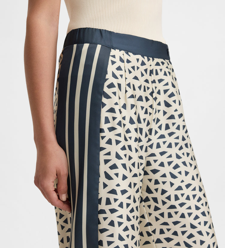 Flowy printed pants