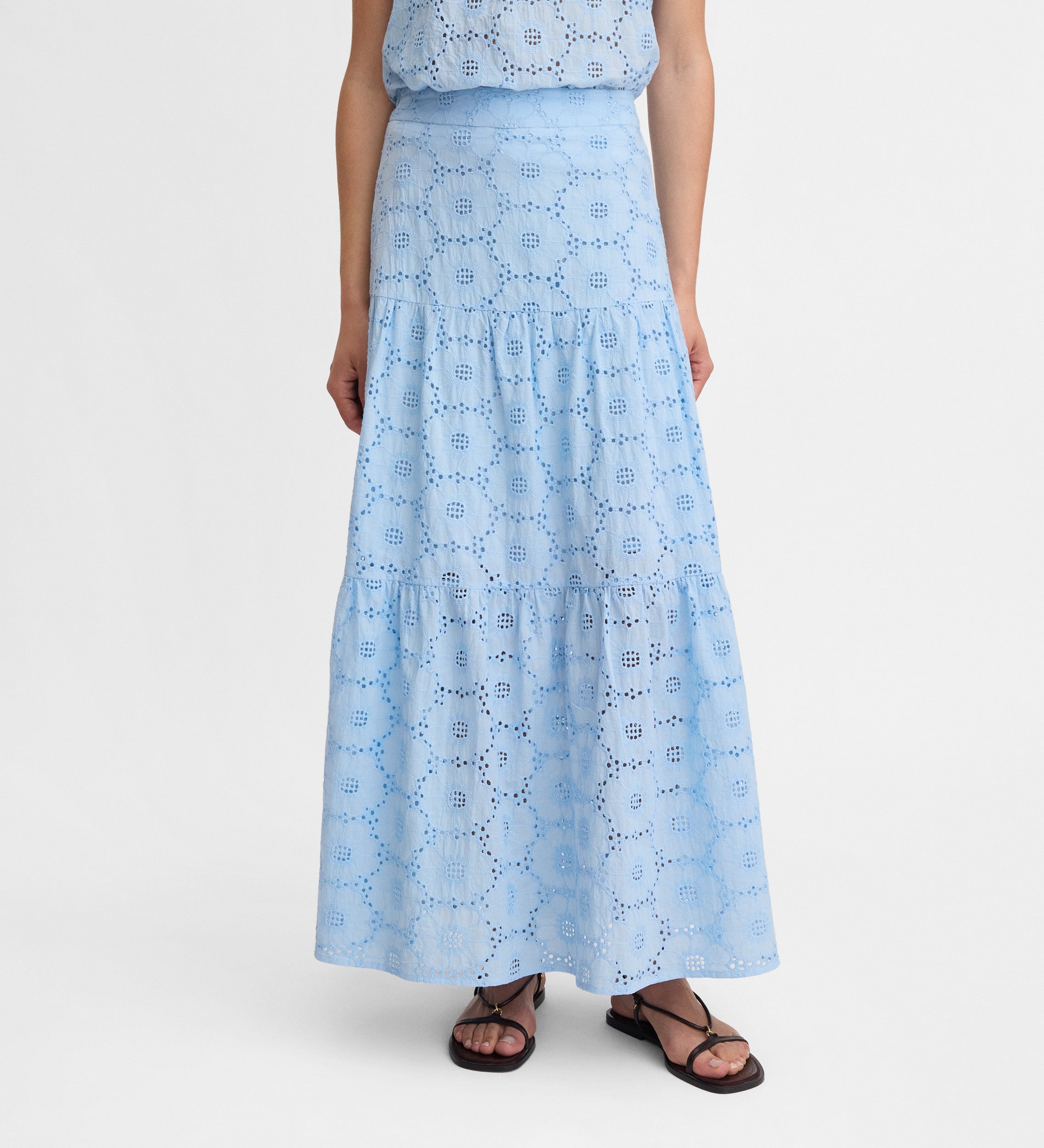 Embroidered cotton skirt