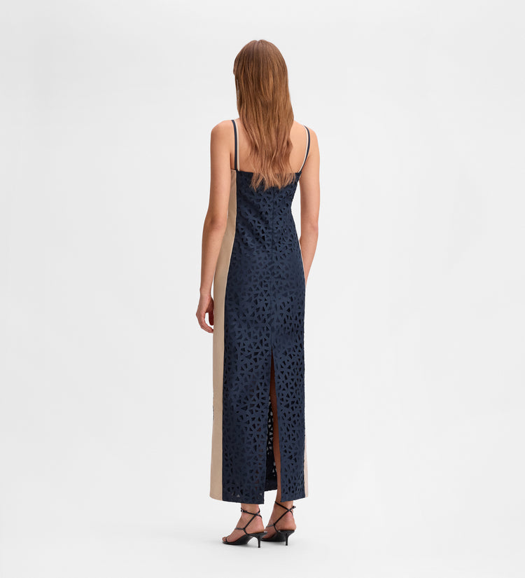 Robe bicolore découpée laser