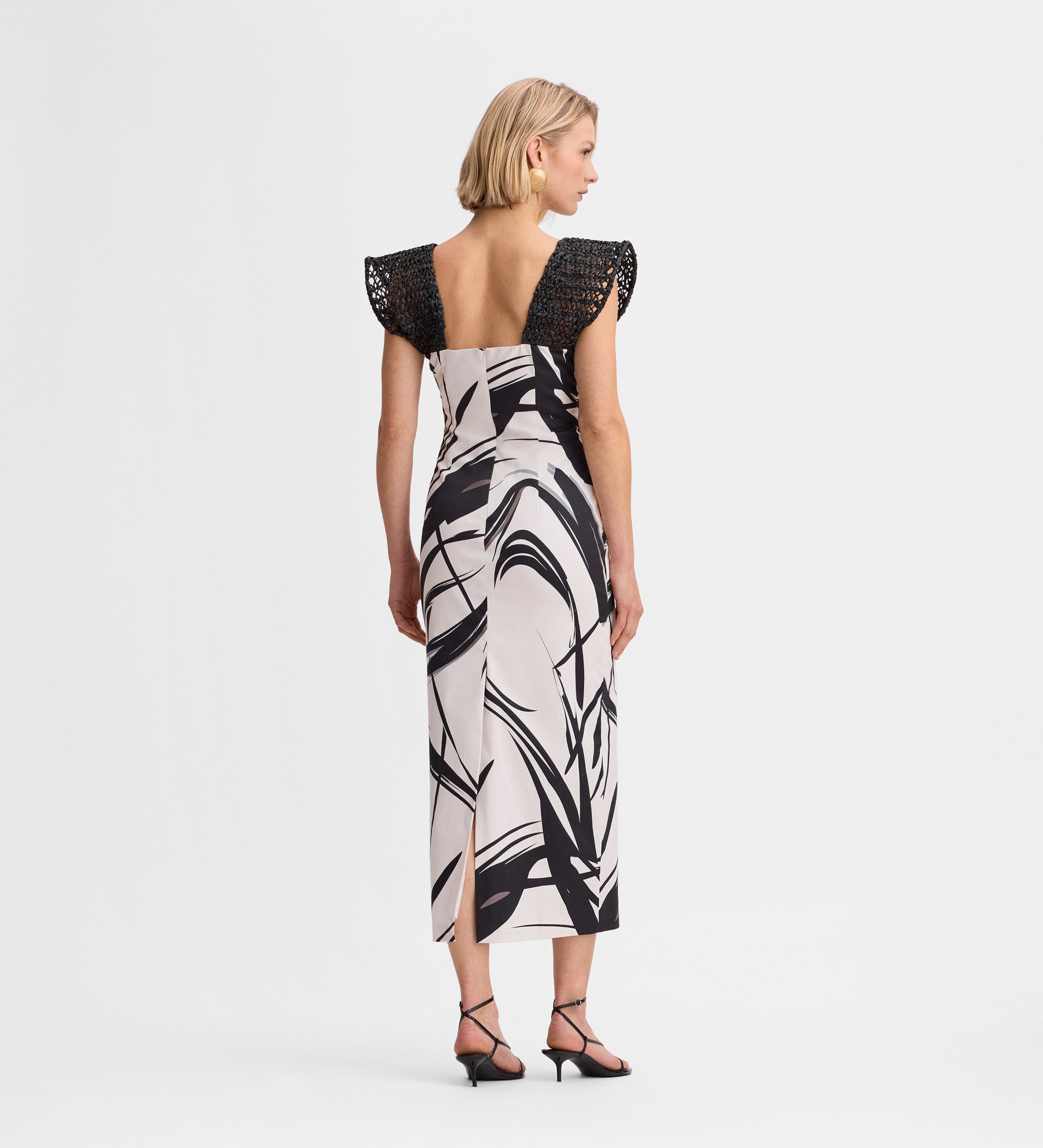 Vestido hombros rafia