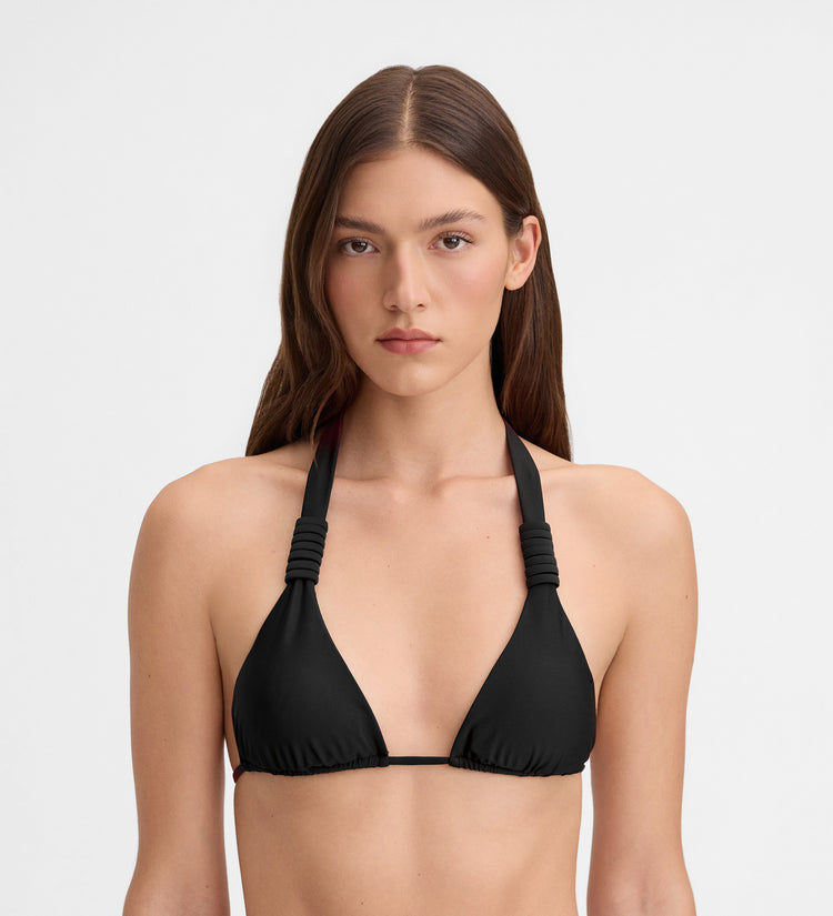 Triangular bikini top
