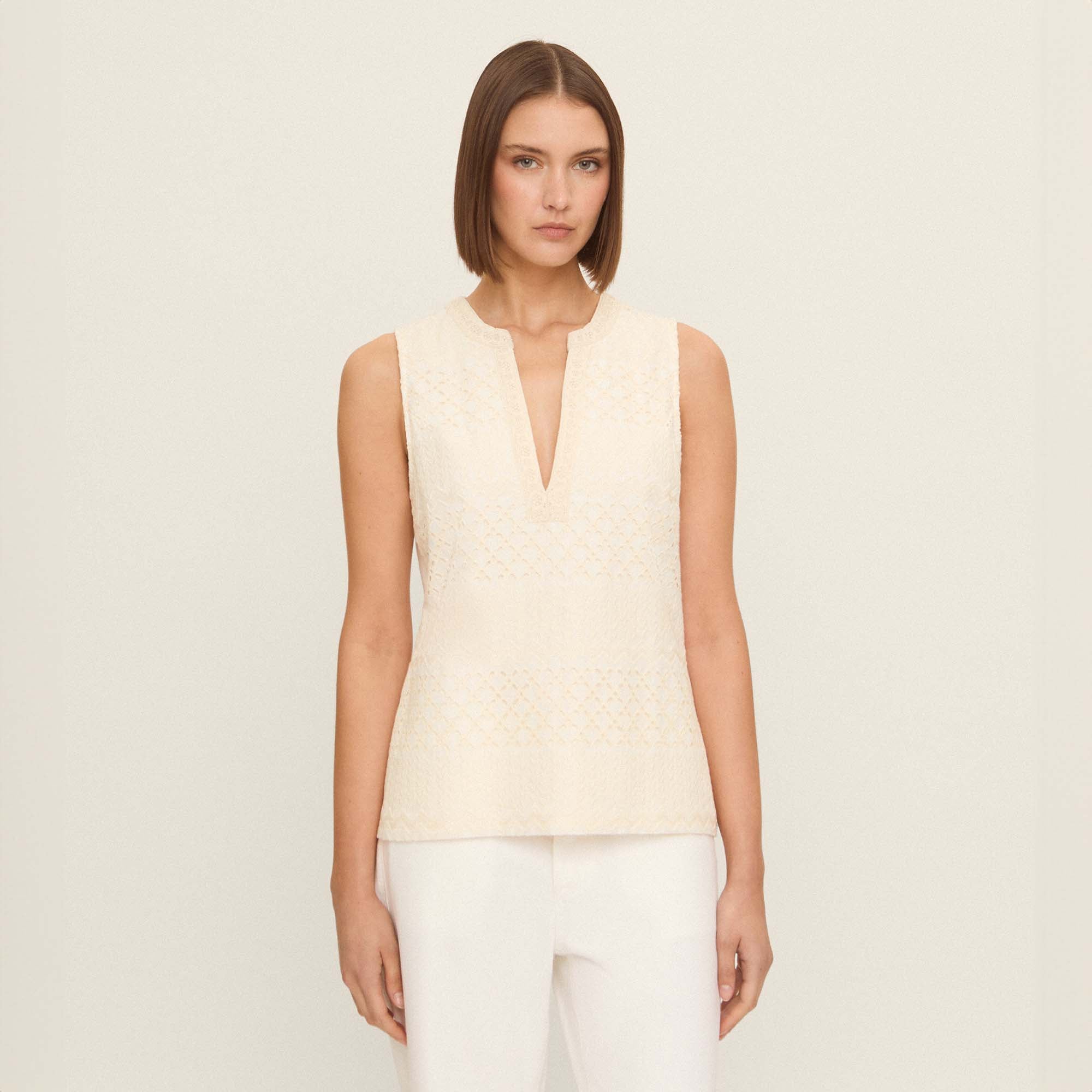 Débardeur brodé devant