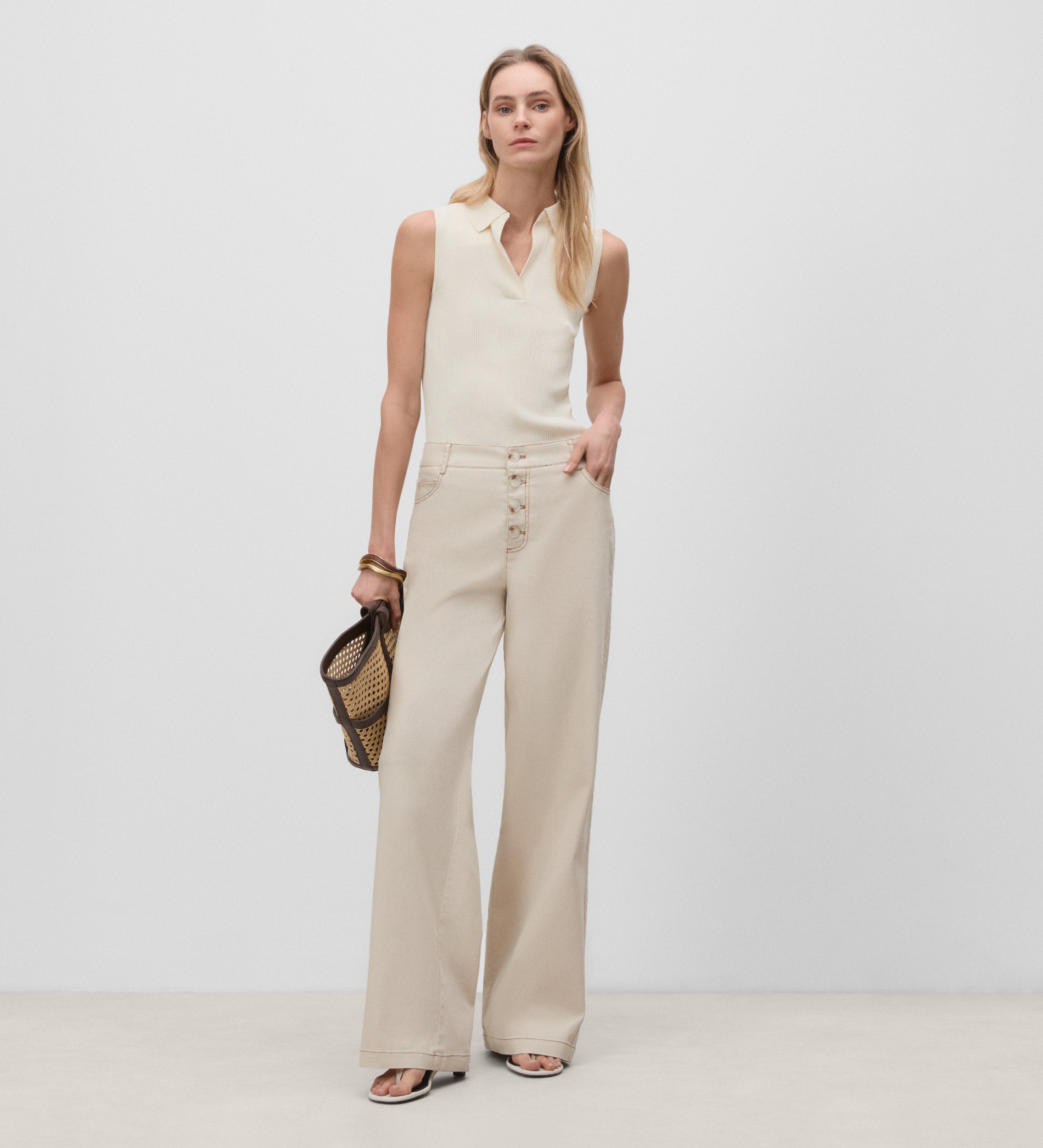 Front buttoned trousers