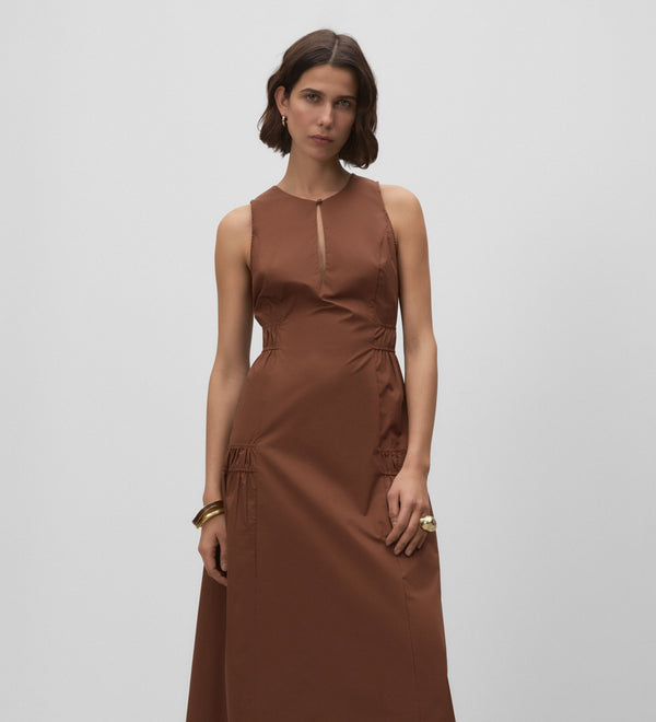 Vestido pisos frunces