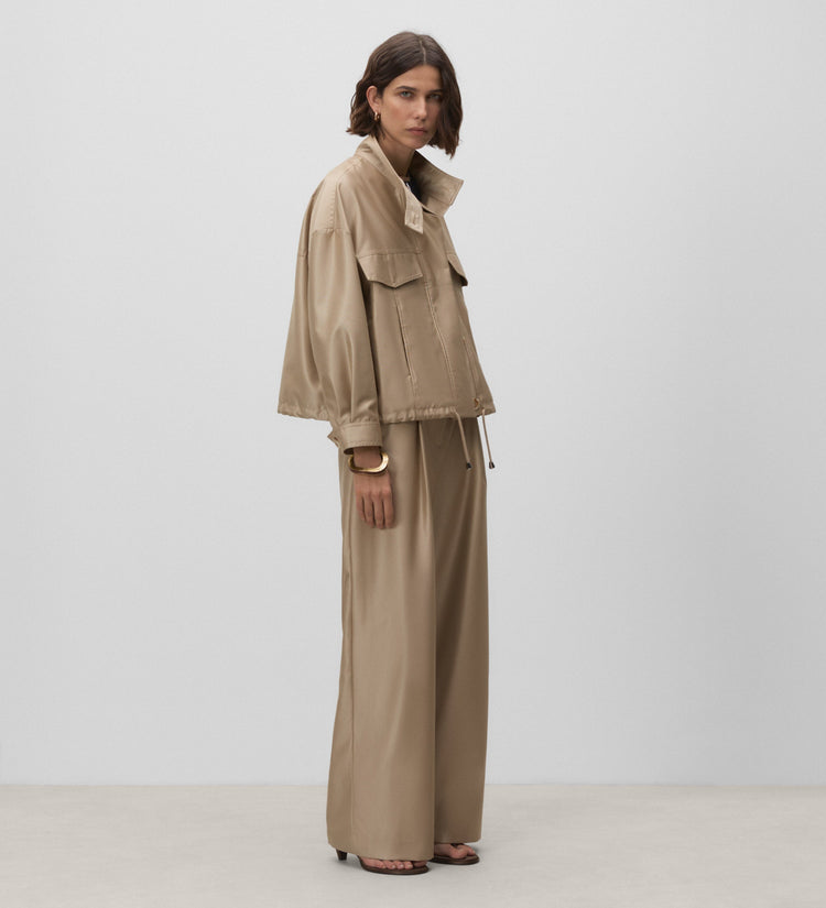 Chaqueta corta oversize