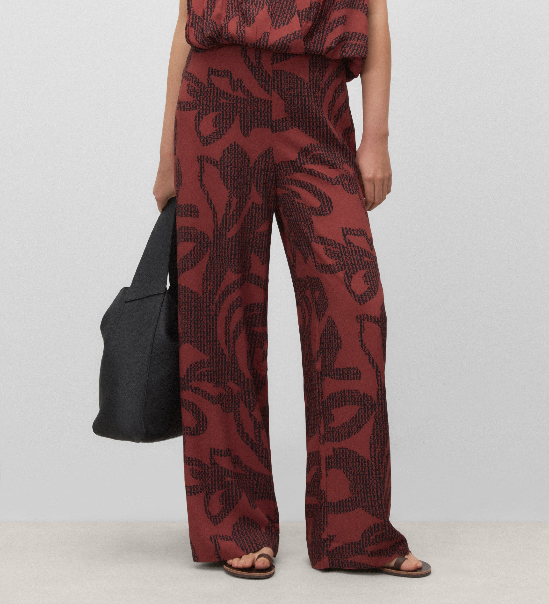 Flowy printed trousers