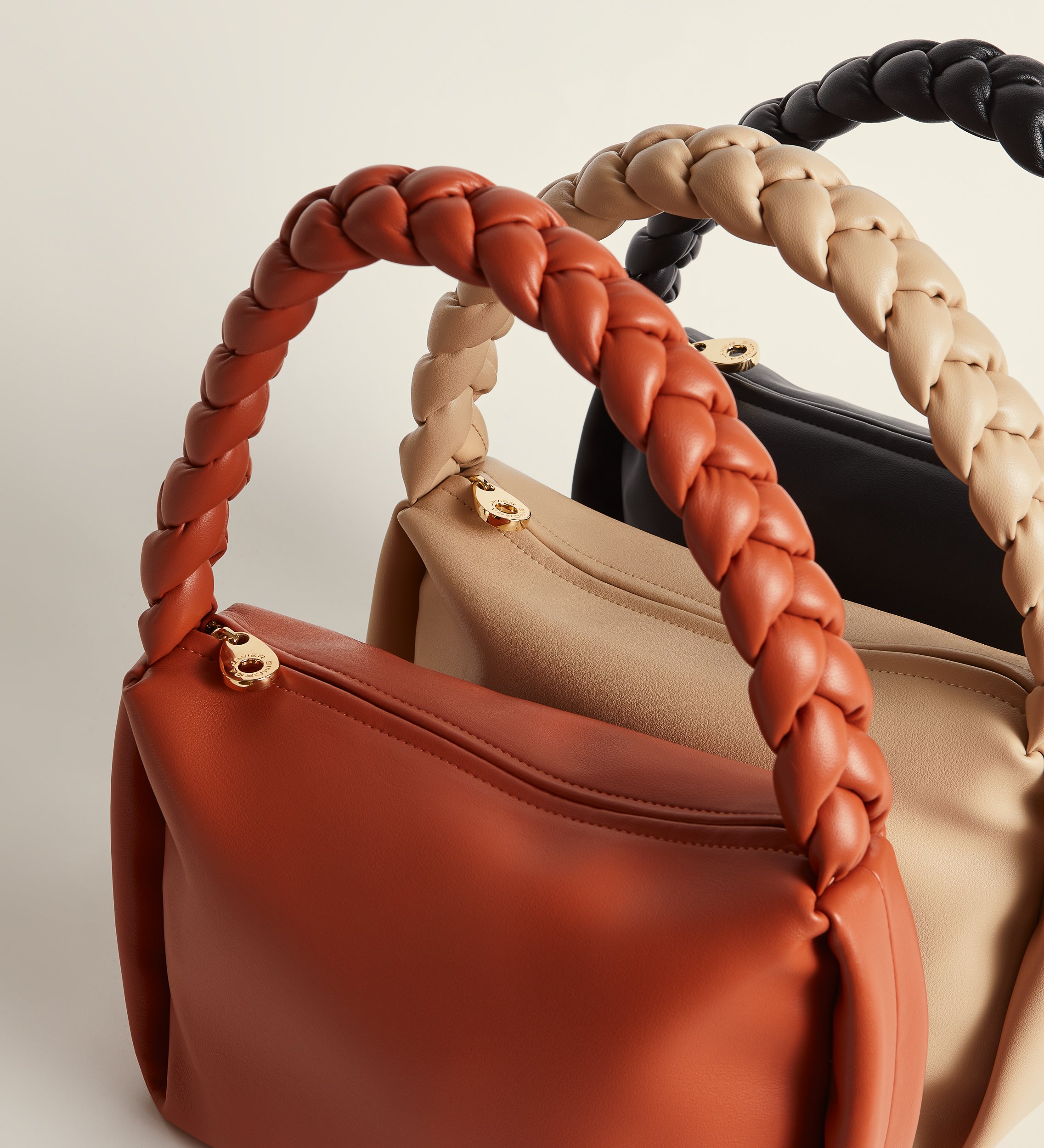 Shoulder bag with braided handle