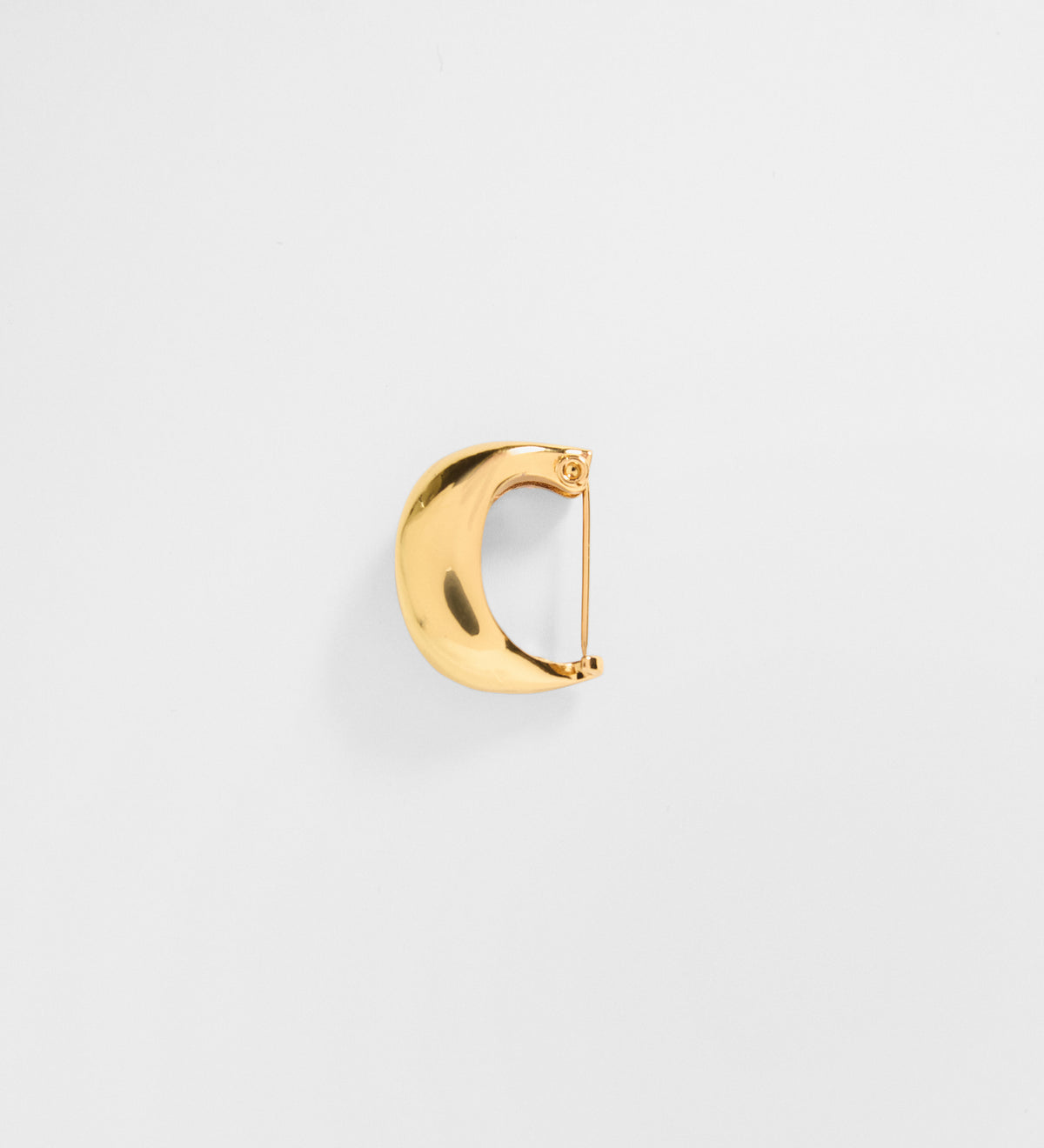 Oval golden earring