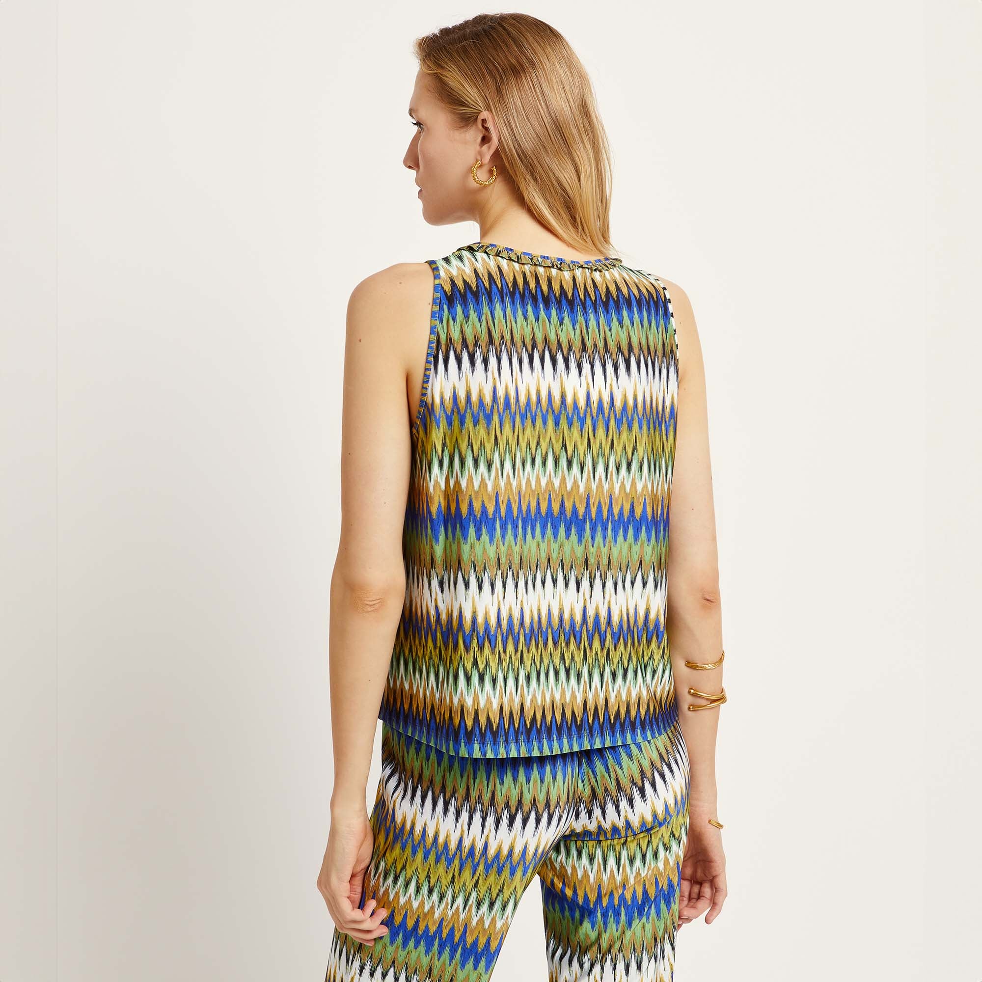 Printed stretch top