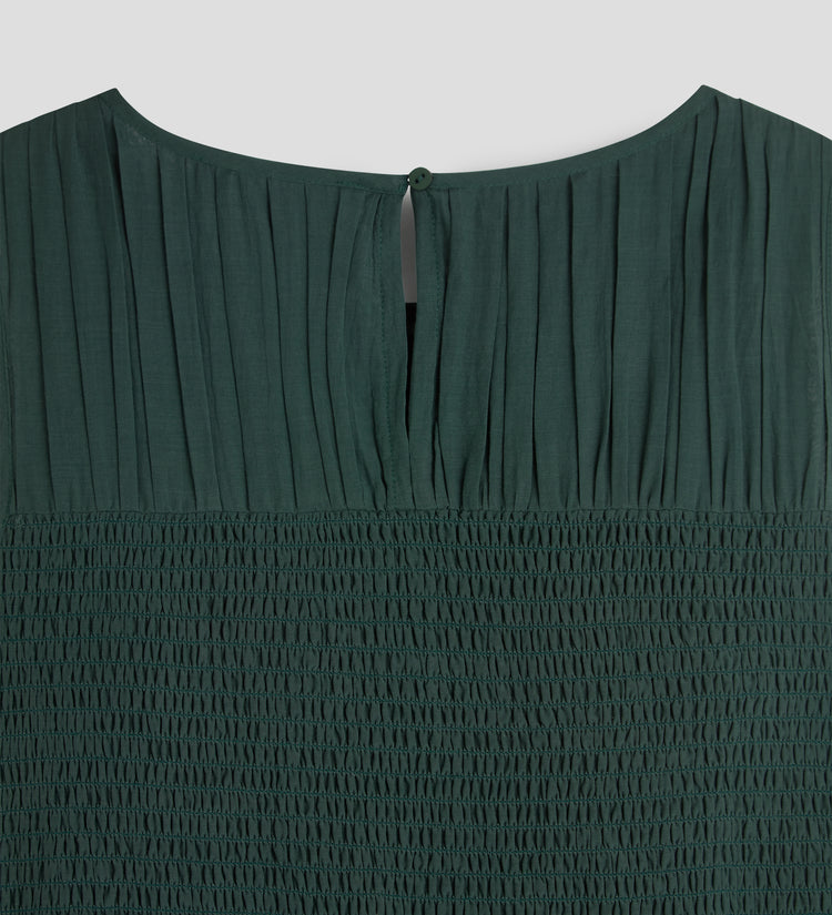 Robe longue en maille smockée