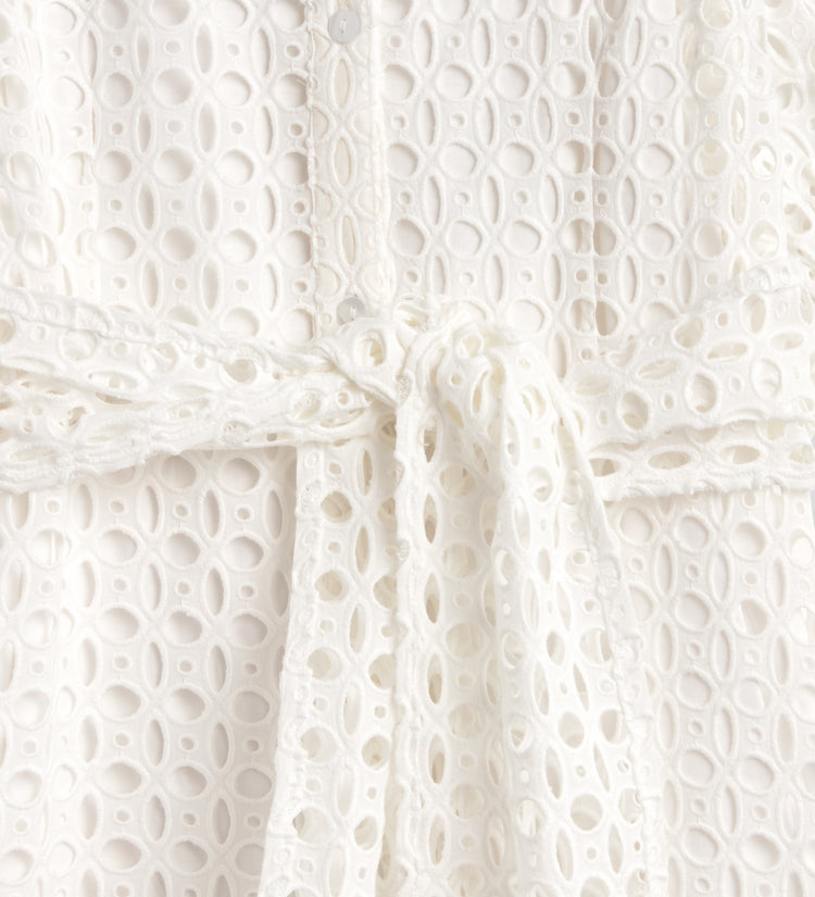 Robe en coton brodé