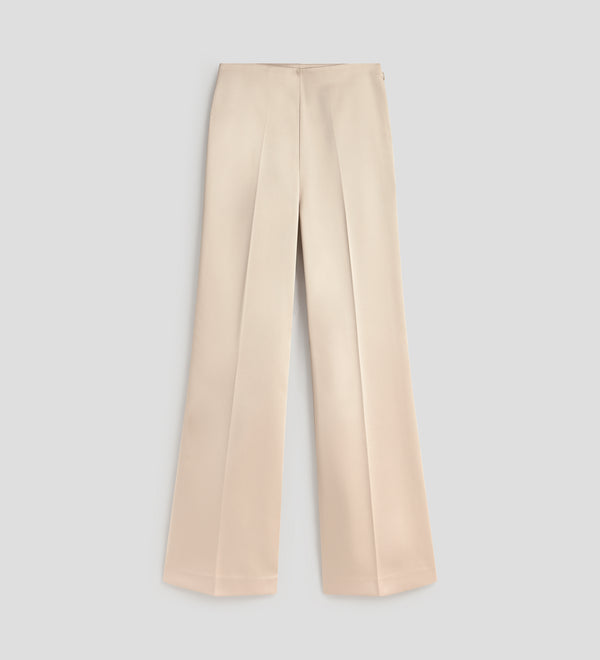 High-waisted pants