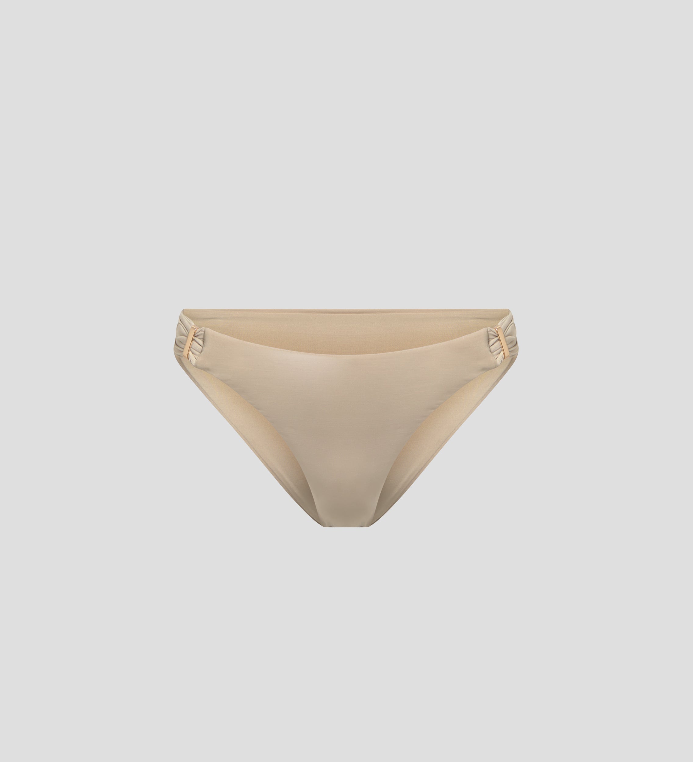 Braguita de bikini clásica