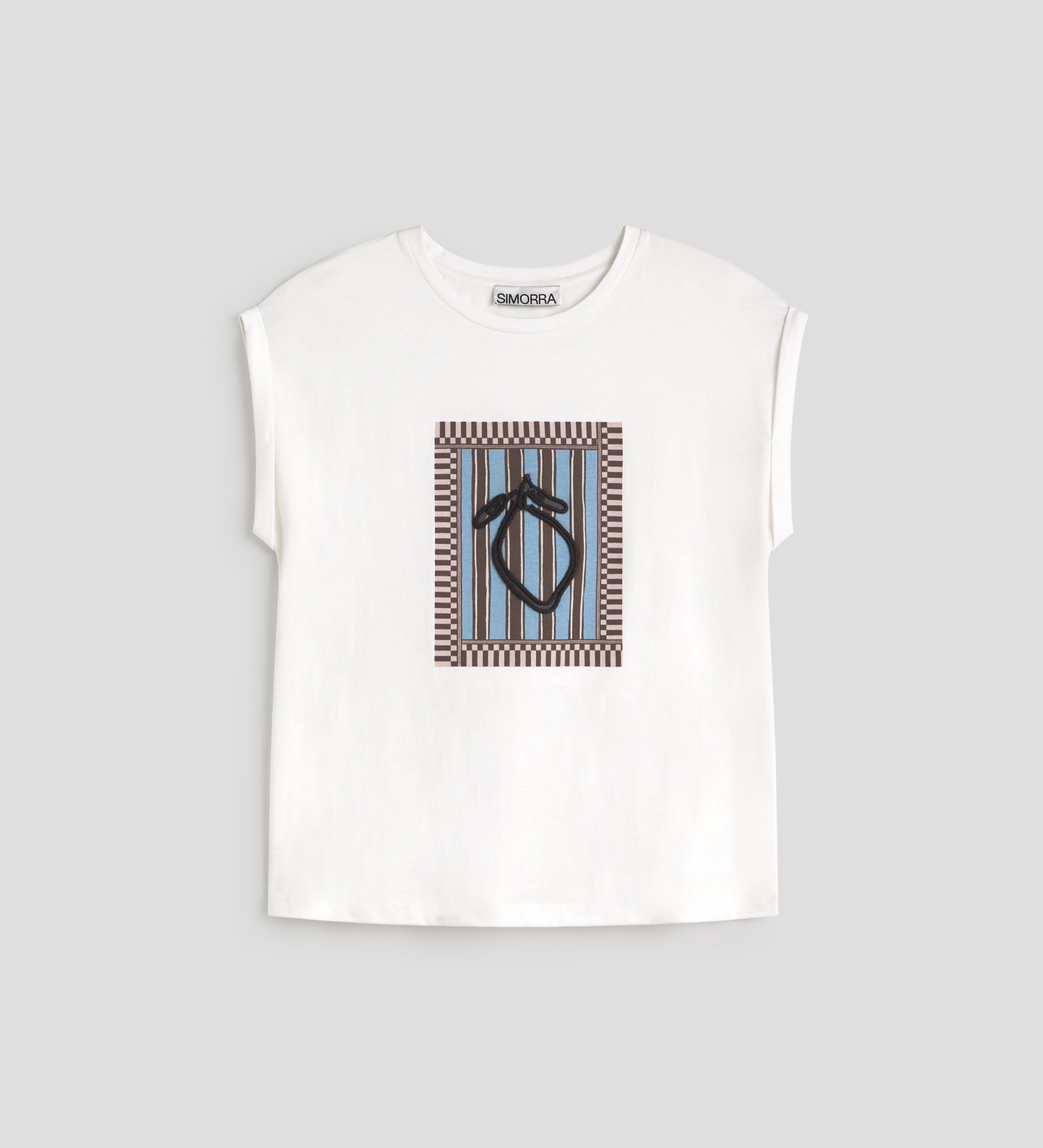Camiseta con bordado