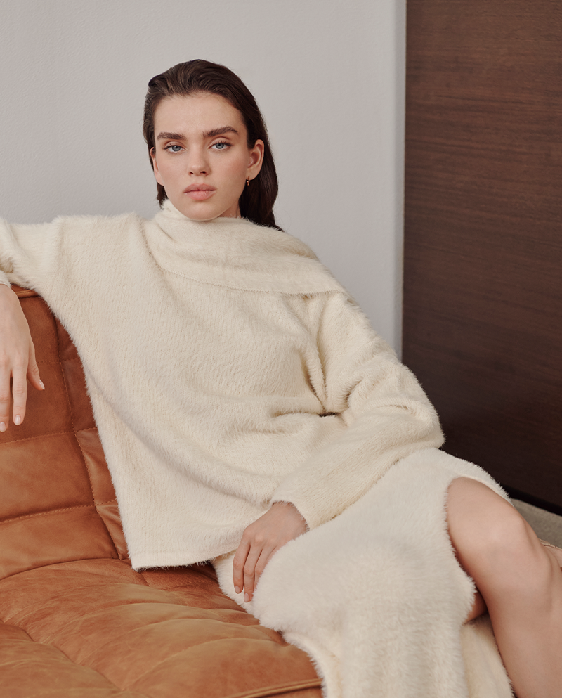 Fur effect scarf sweater