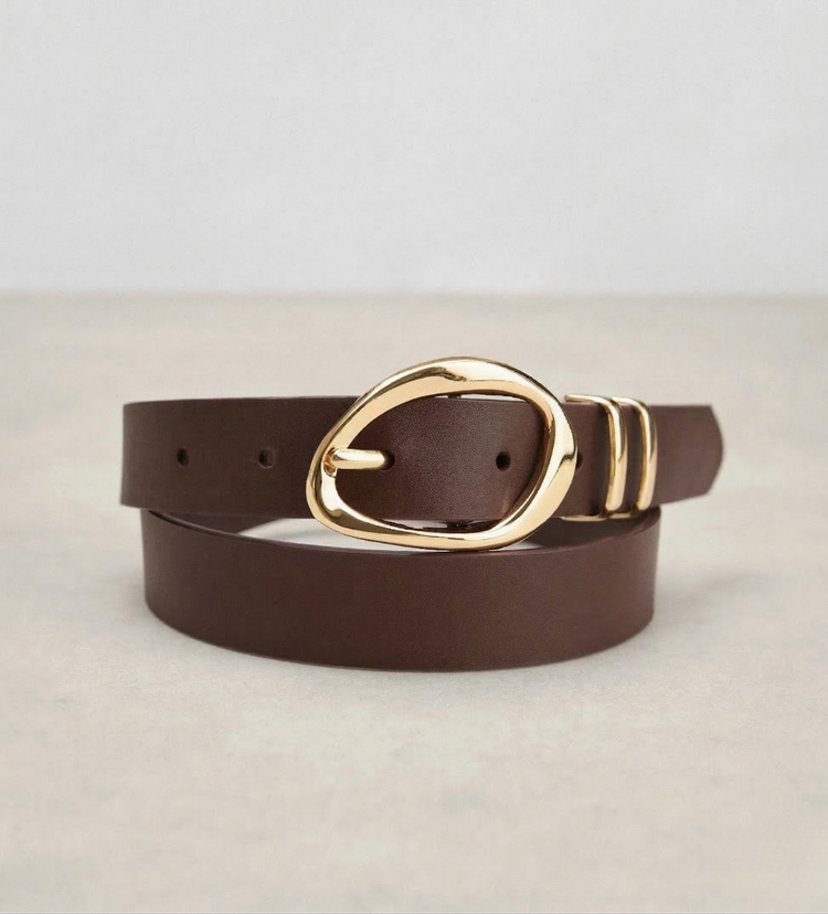 Ceinture en cuir avec boucle ovale