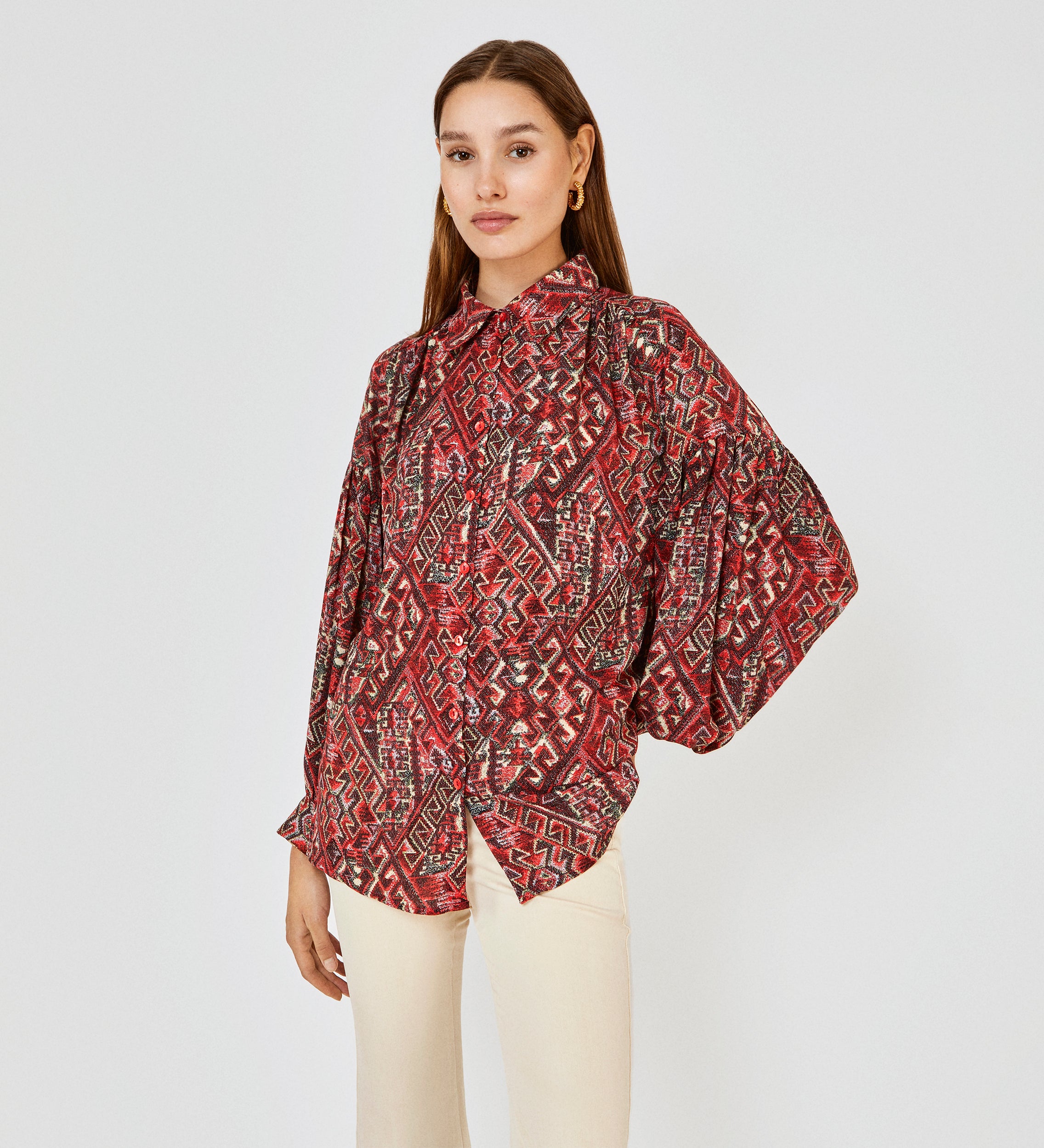Printed blouse with puffed sleeves
