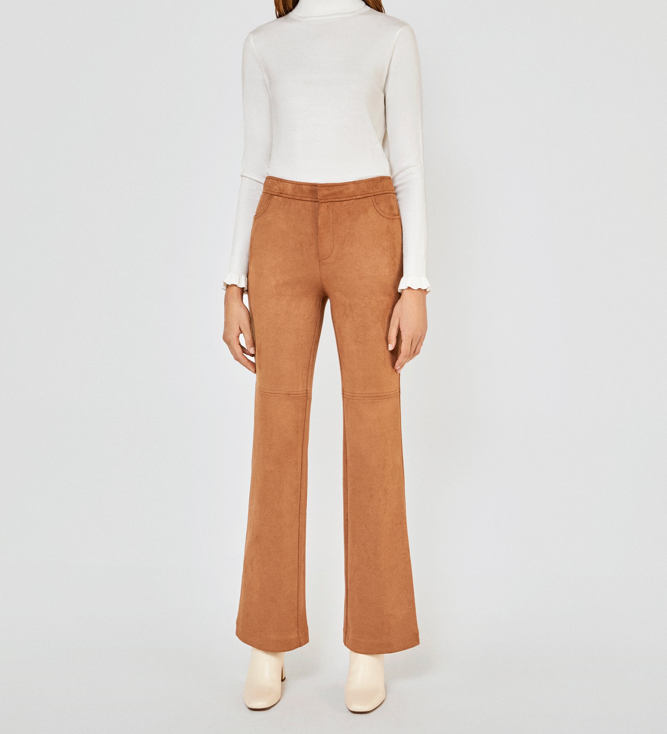 Pantalón antelina acampanado