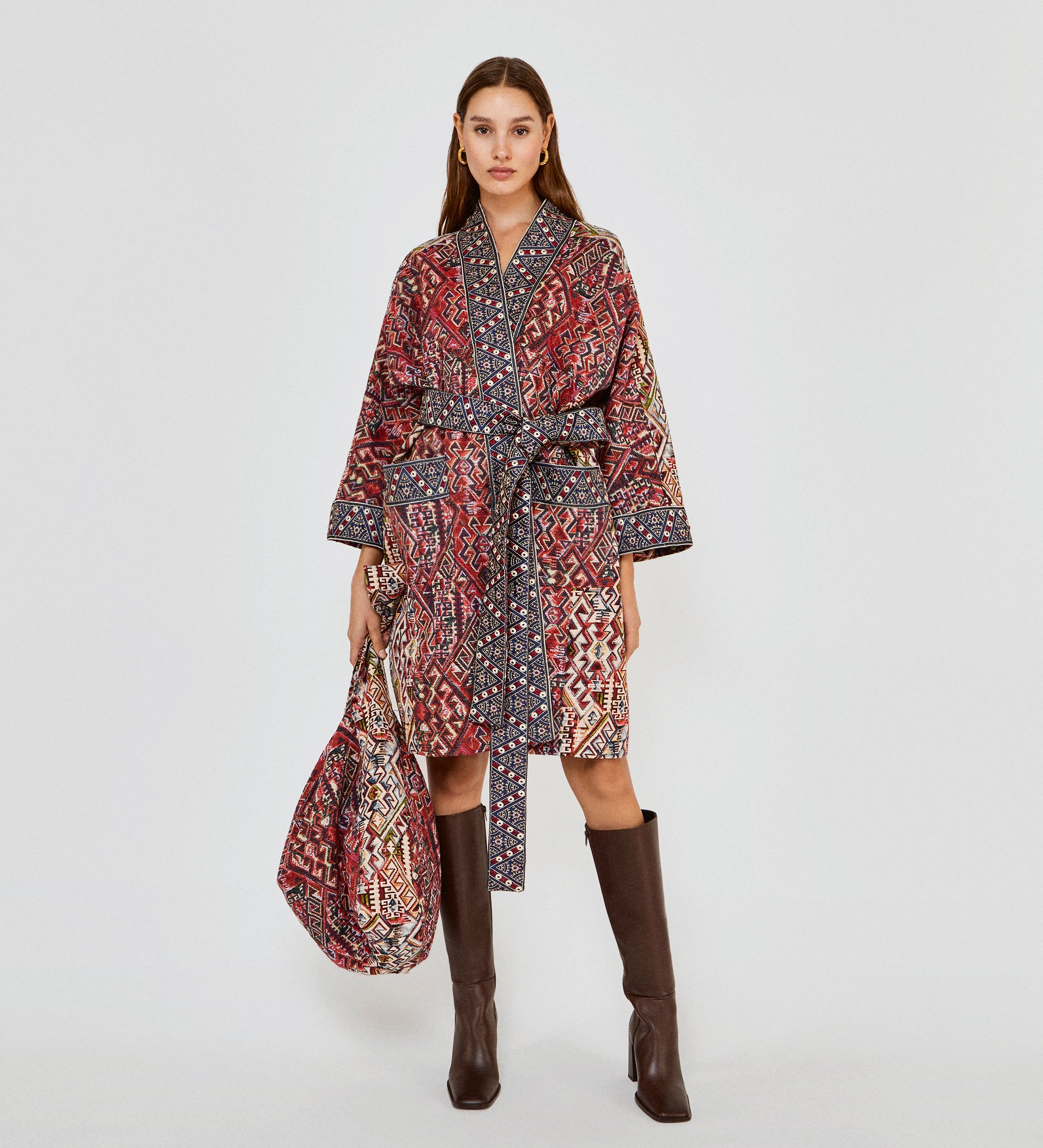Abrigo jacquard desflecado