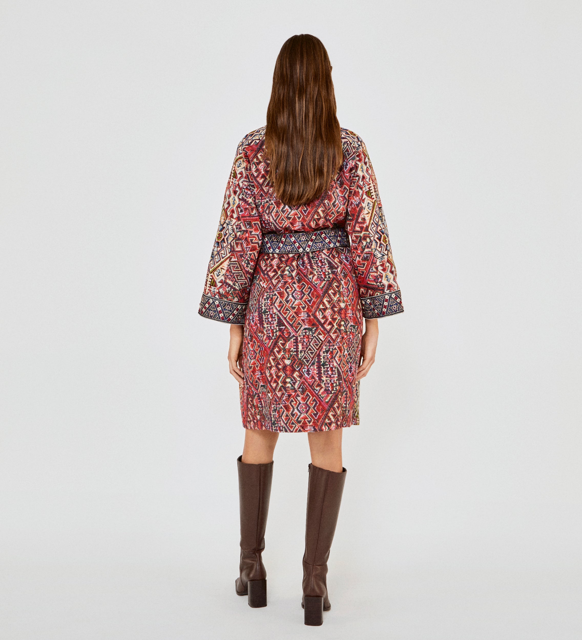 Abrigo jacquard desflecado