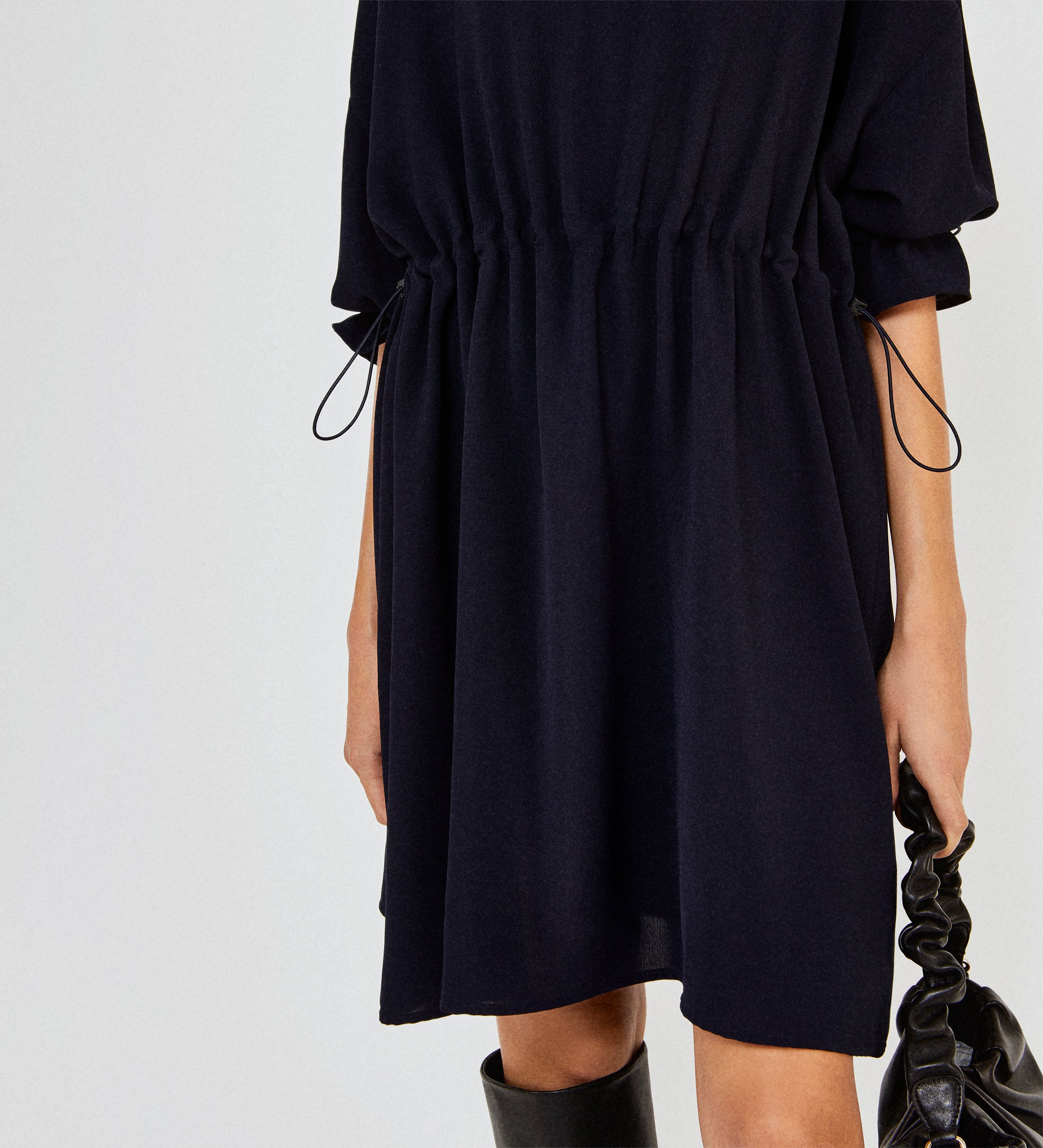 Vestido corto ceñidores