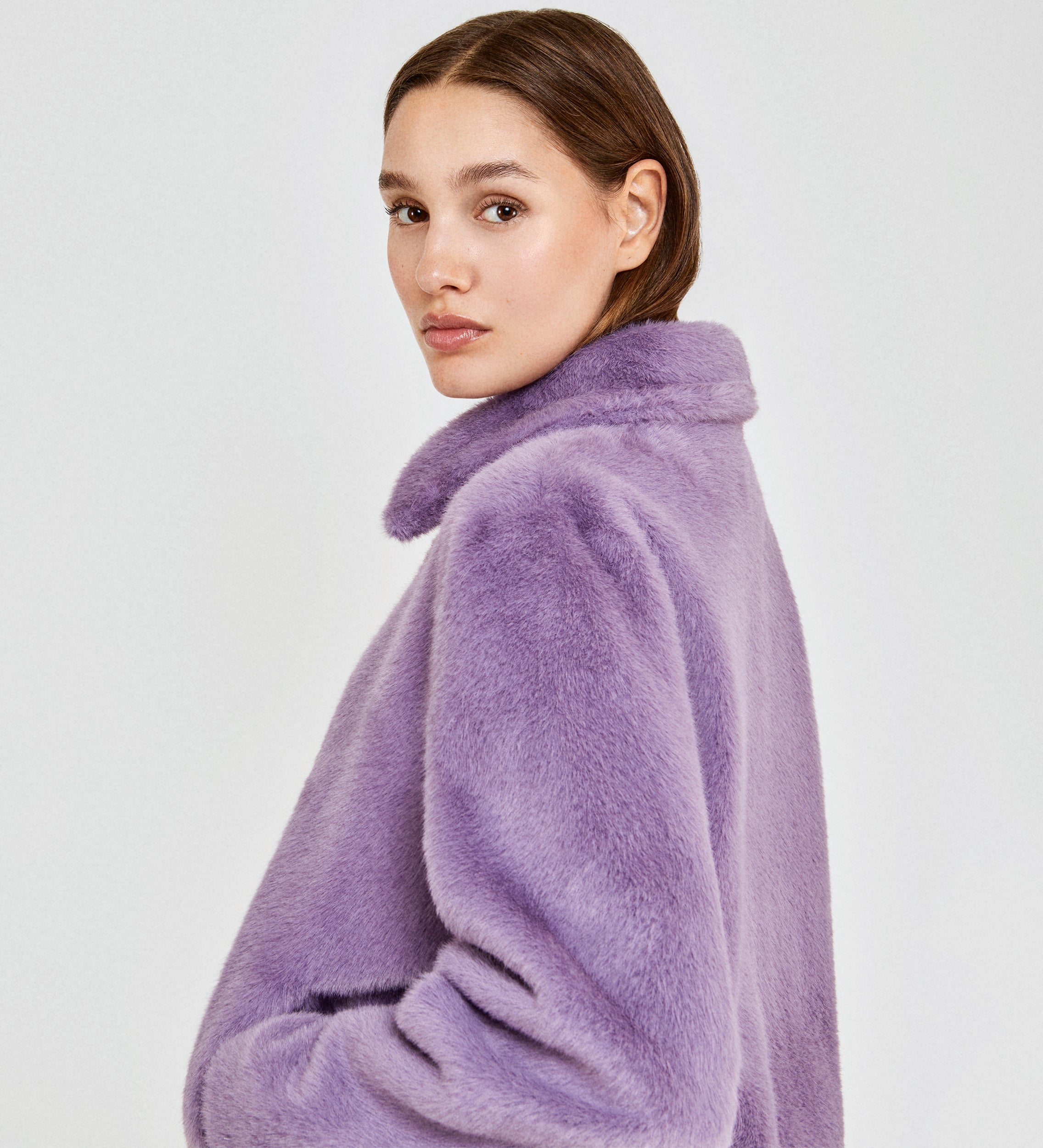 Chaqueta ecopelo tipo bomber