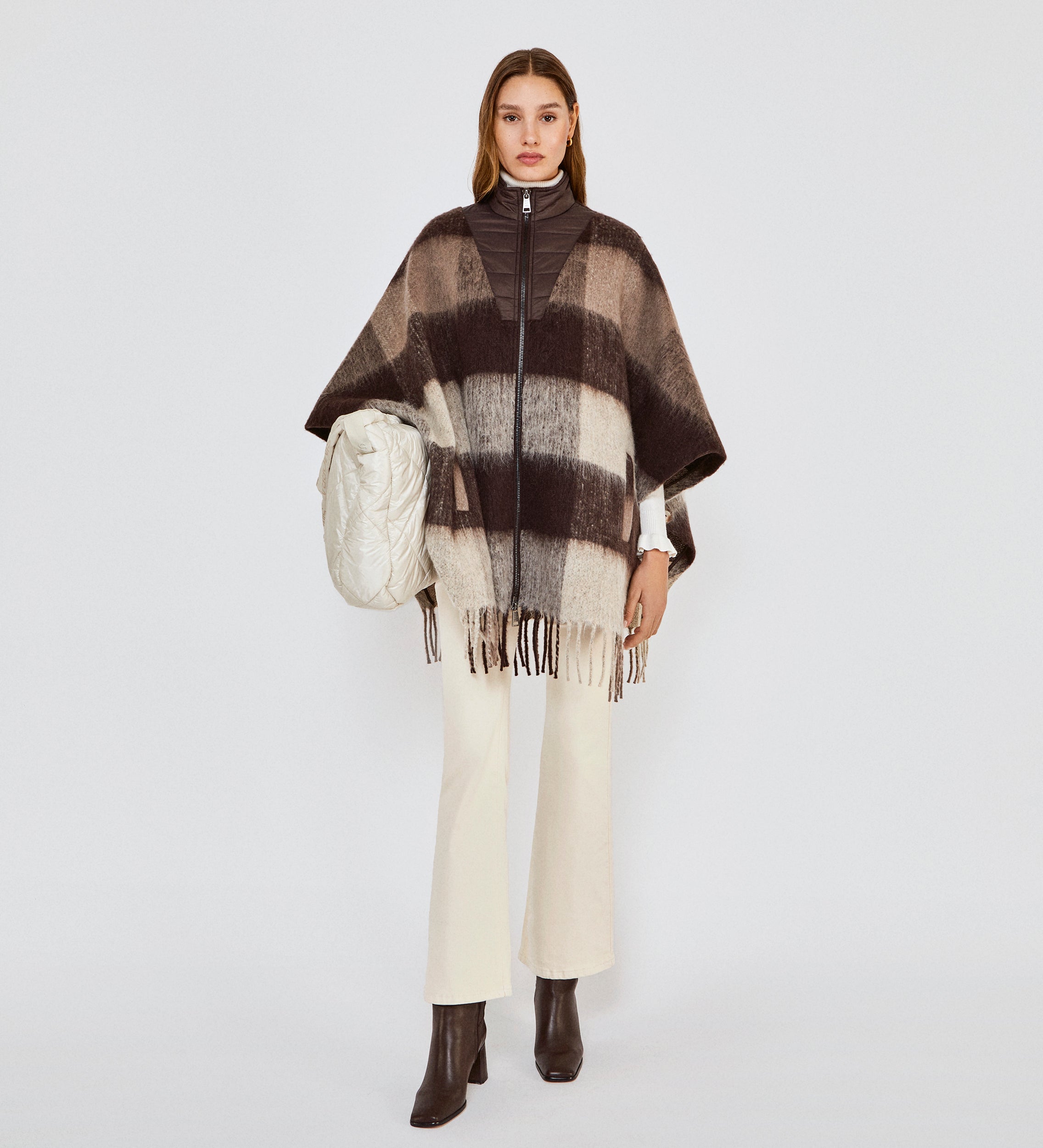 Checkered poncho turtleneck