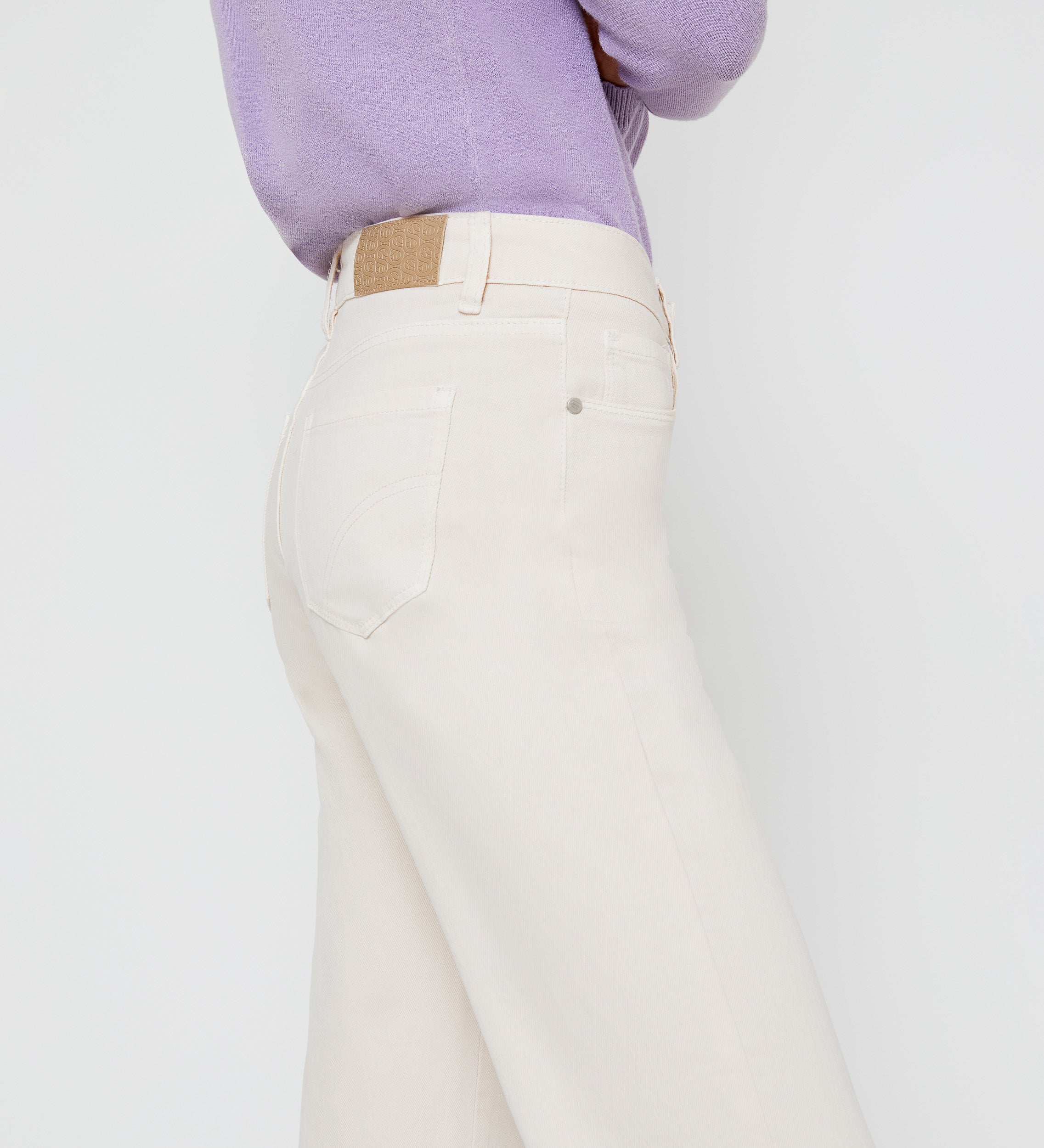 Wide jean pants