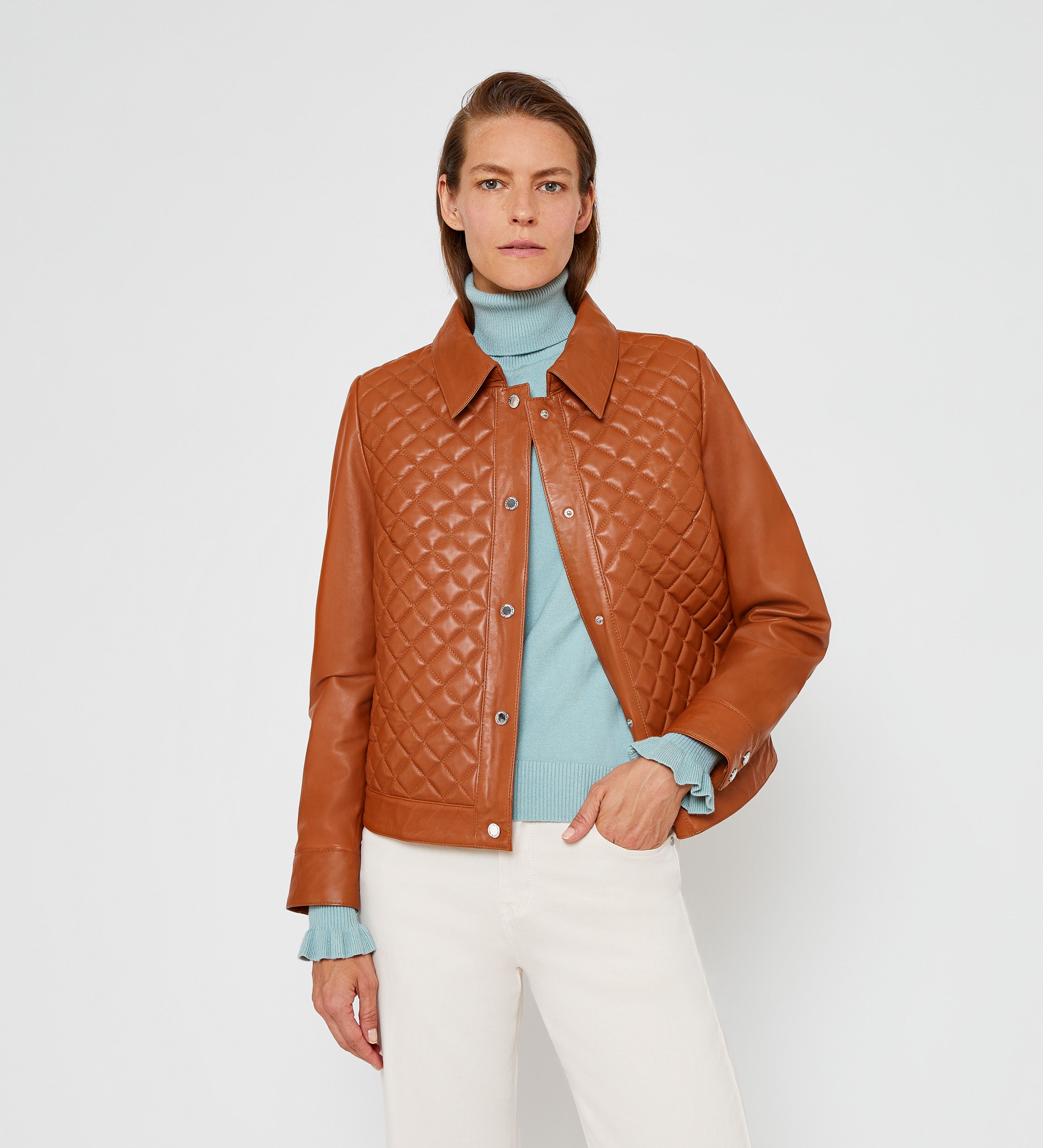 Chaqueta corta piel