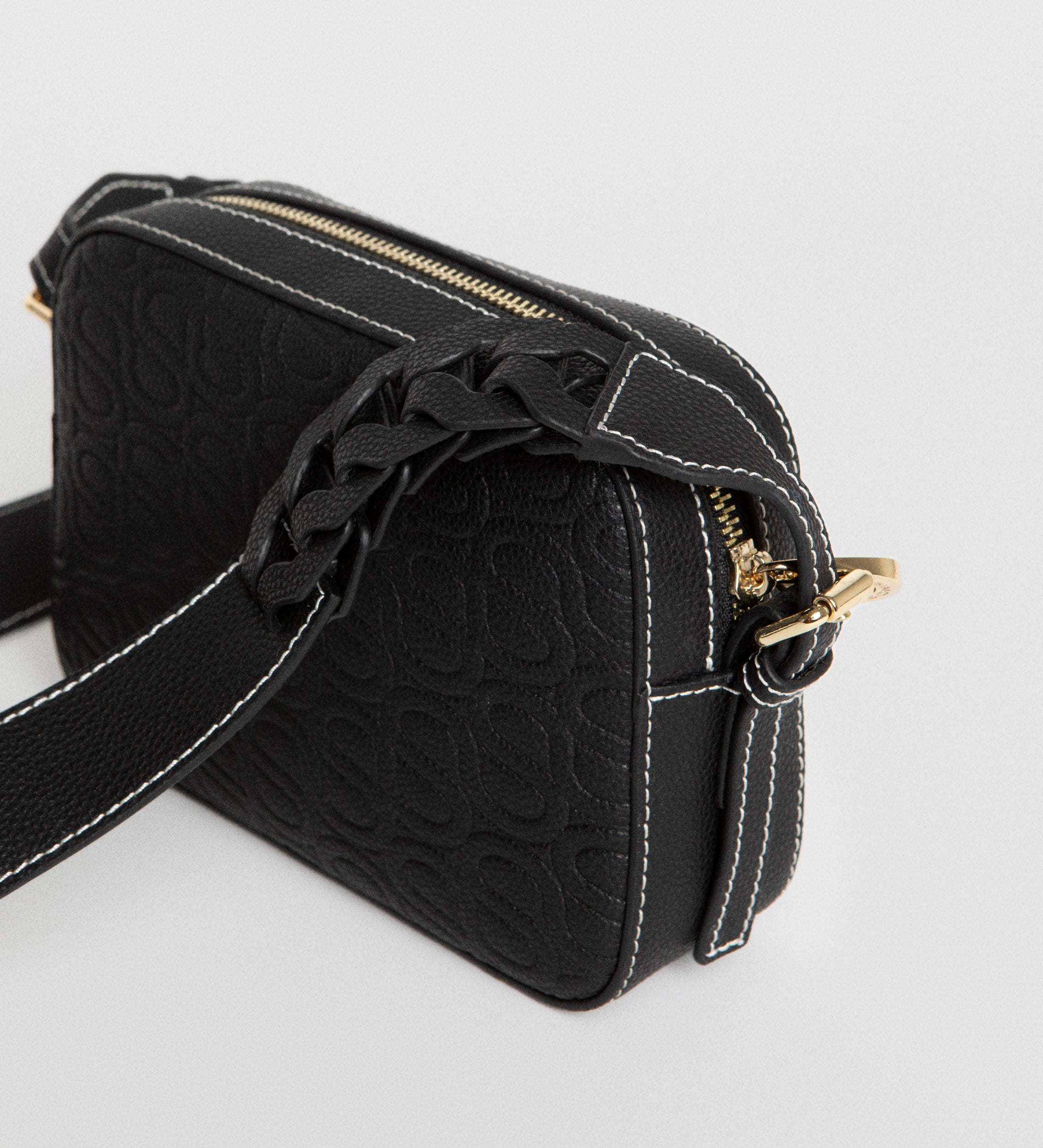 Bolso logo grabado