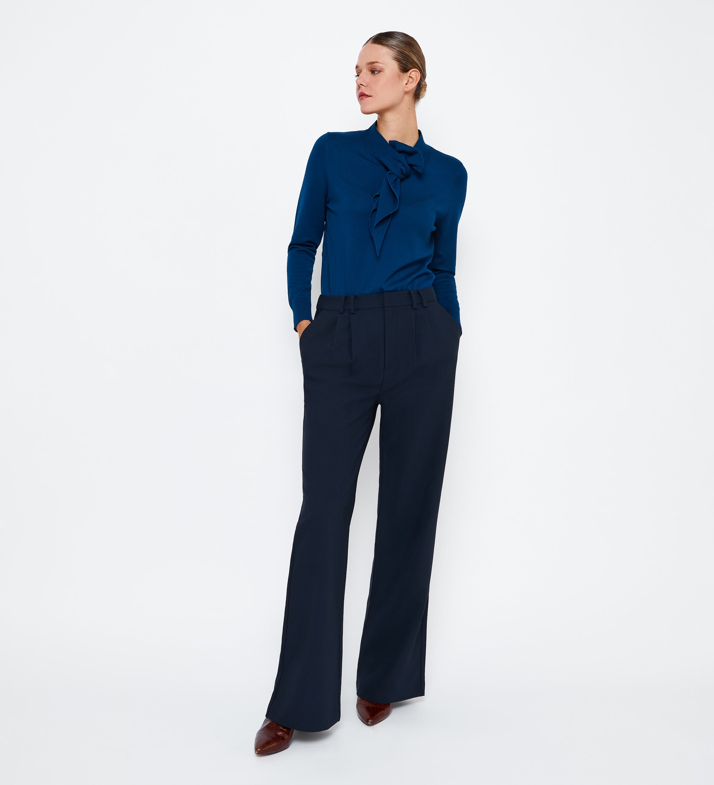 Laneria darts pants