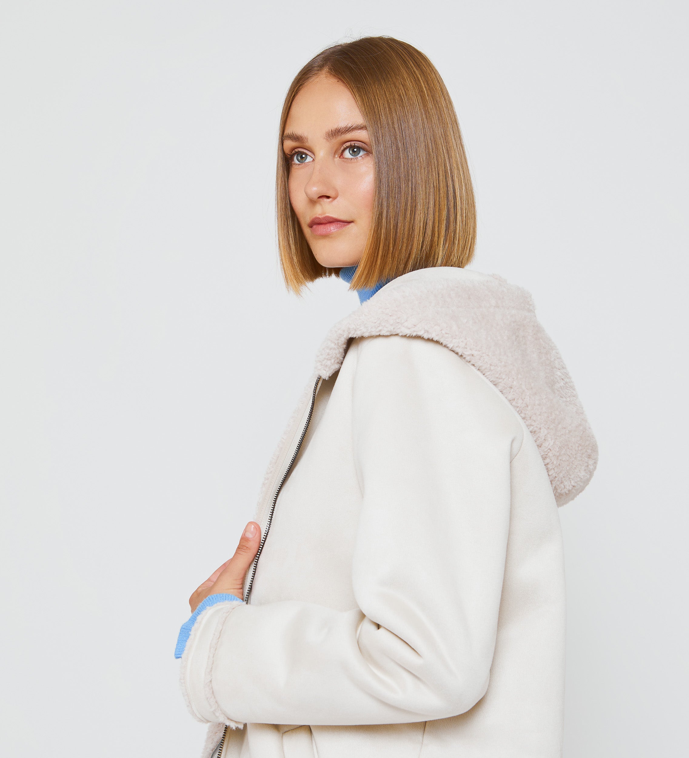 Chaquetón doblefaz capucha