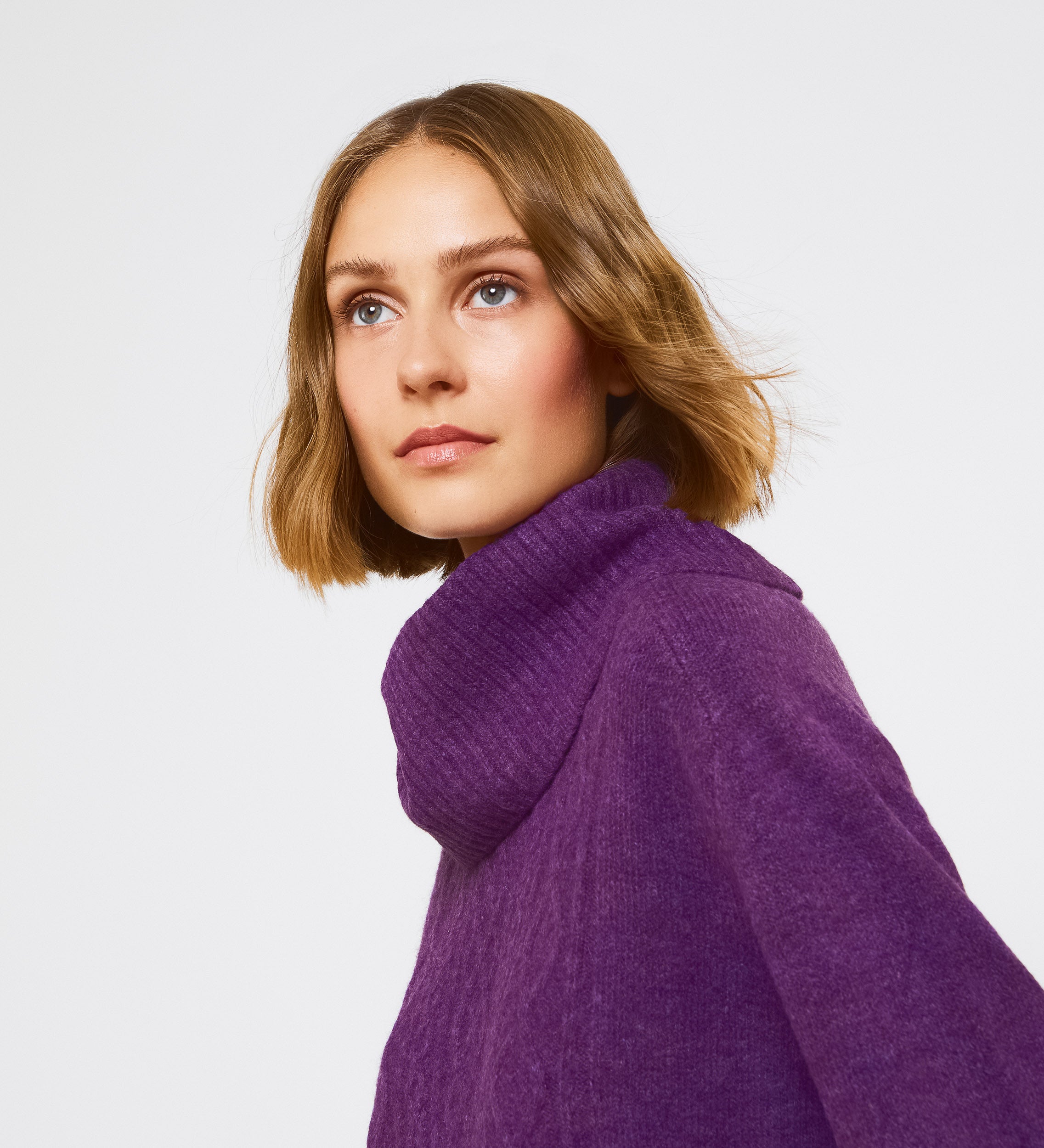 high neck sweater