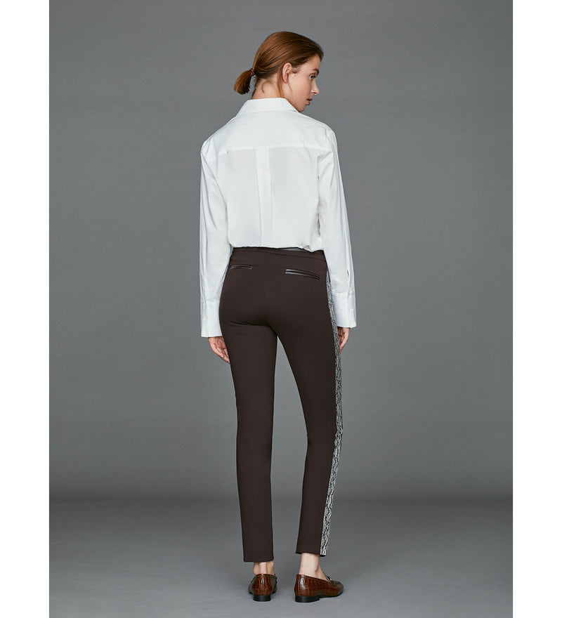 Pantalón de punto y pitón