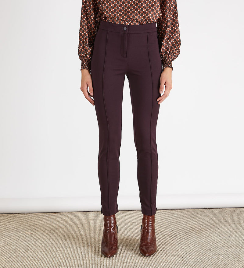 Pantalón slim fit