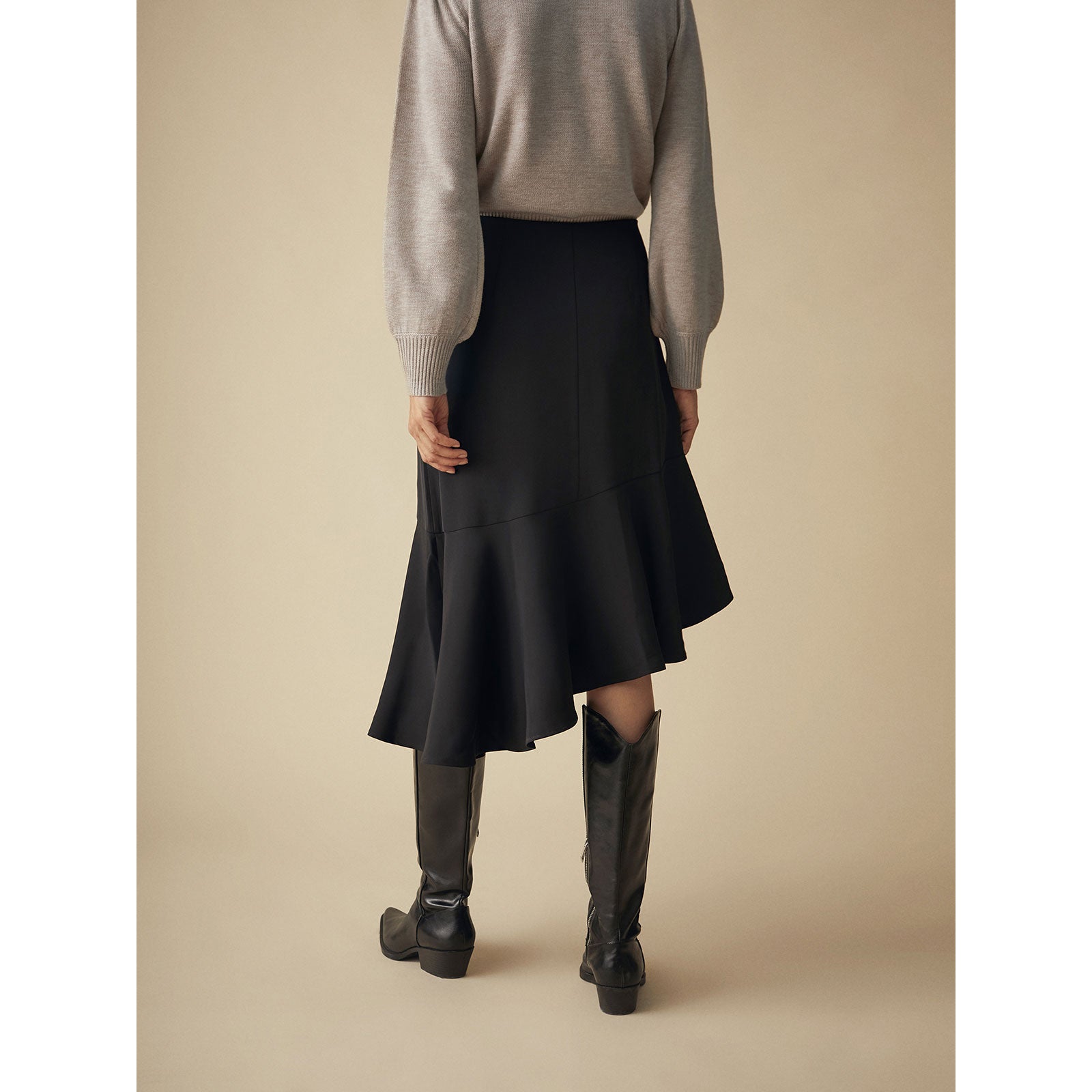 Asymmetric ruffle skirt