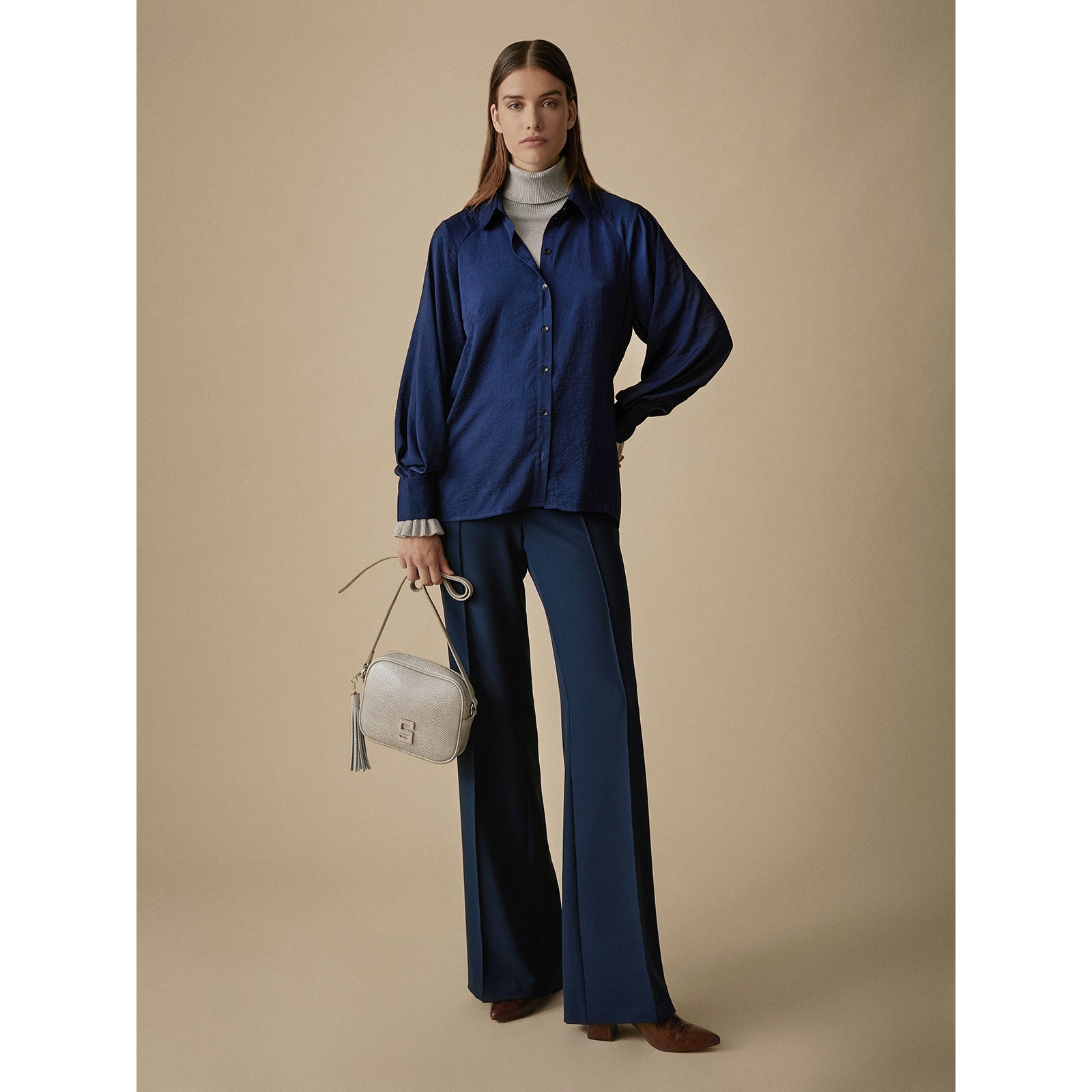 Blusón fluido camisero