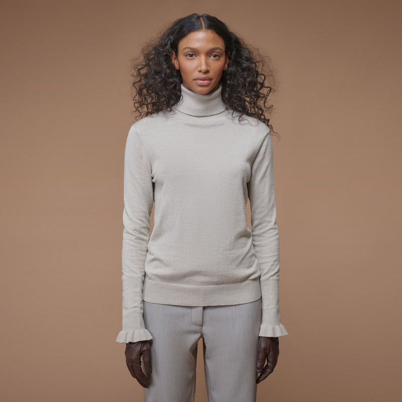 Sweater with sleeve detail