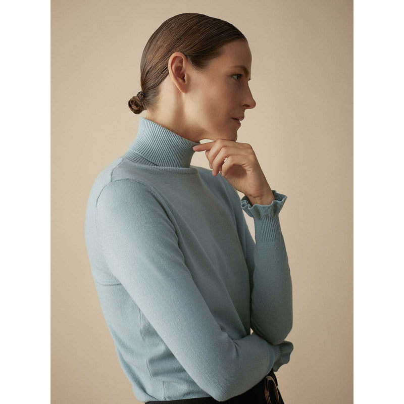 Sweater with sleeve detail