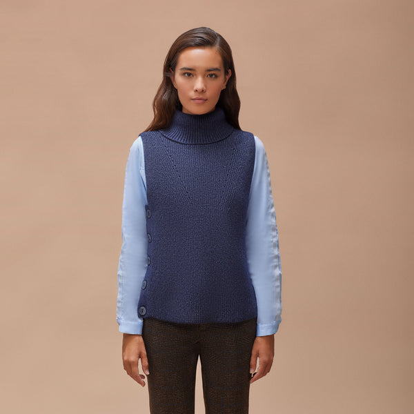 Knit waistcoat with buttons