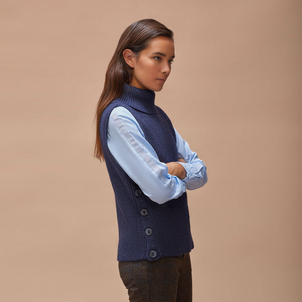 Knit waistcoat with buttons