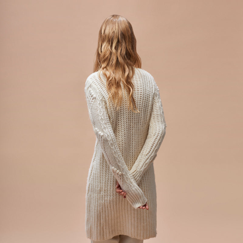 Abrigo tricot trenzado