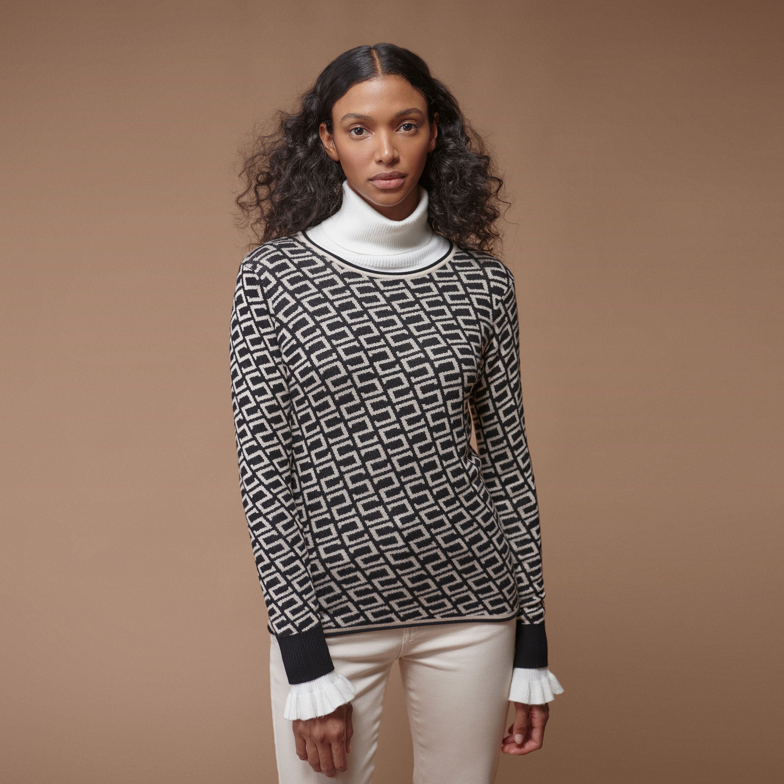 Jersey logo jacquard