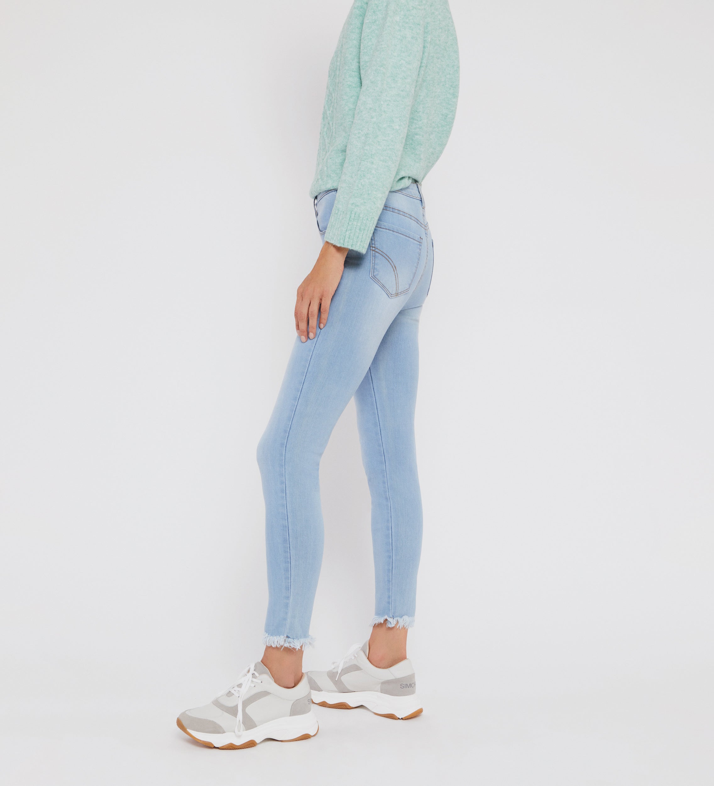 Skinny jeans