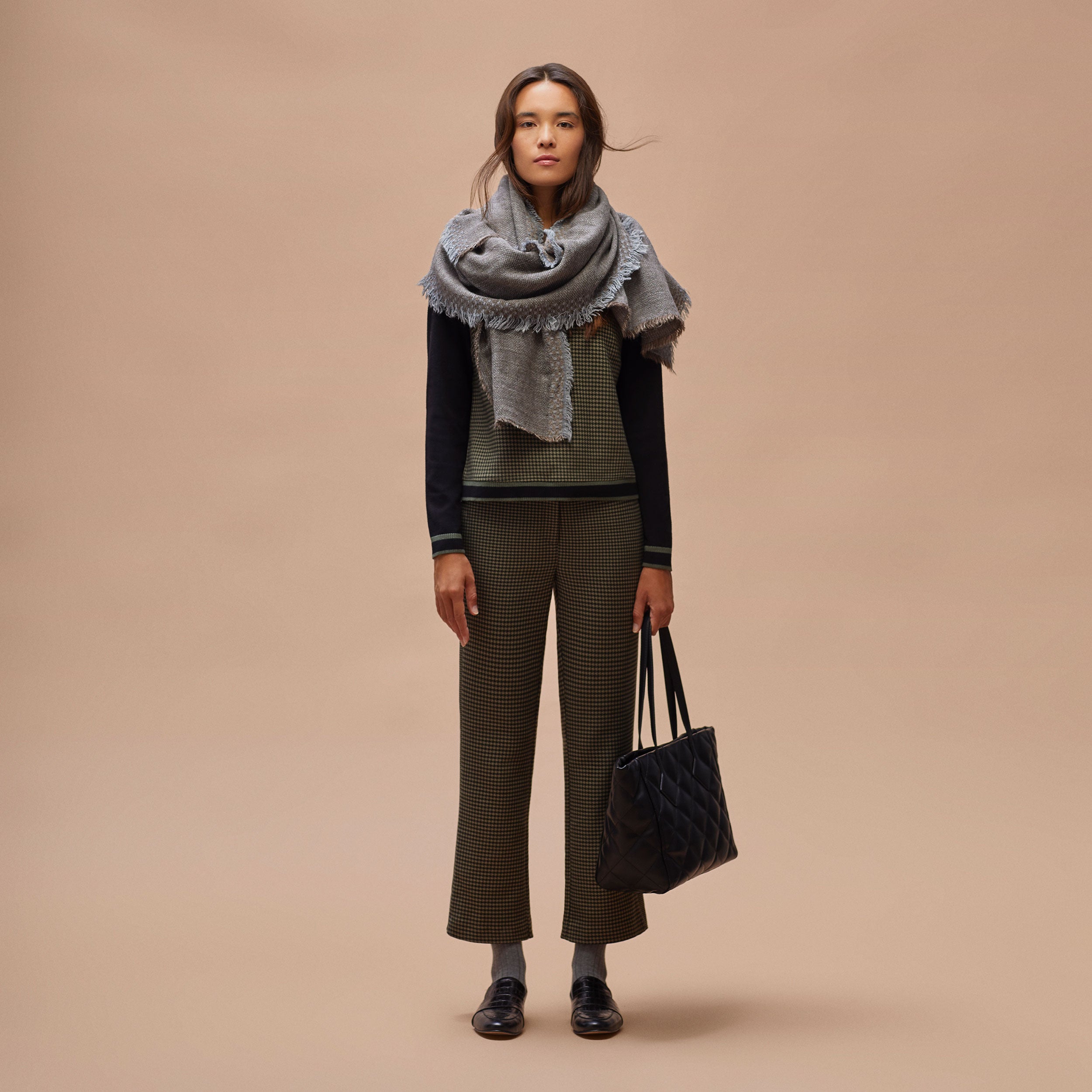 Flared crop pants