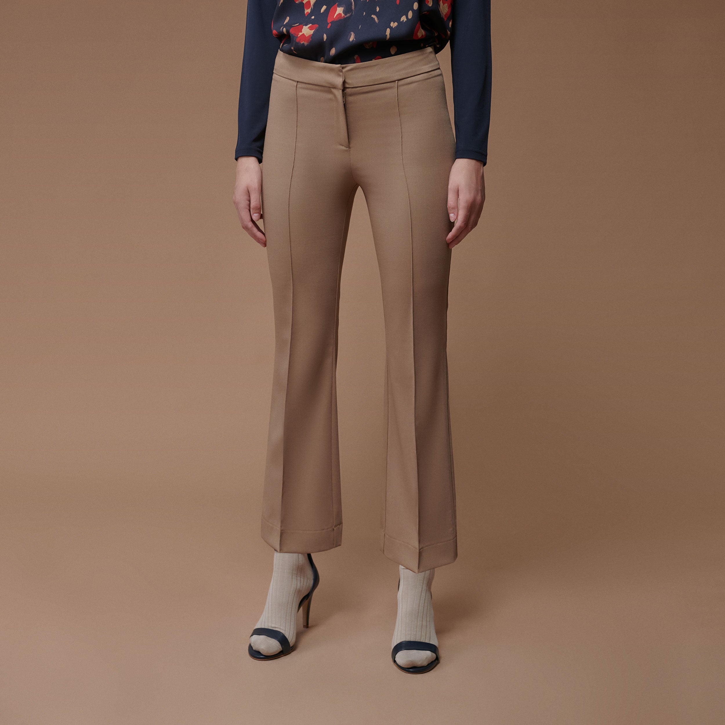Flared crop pants