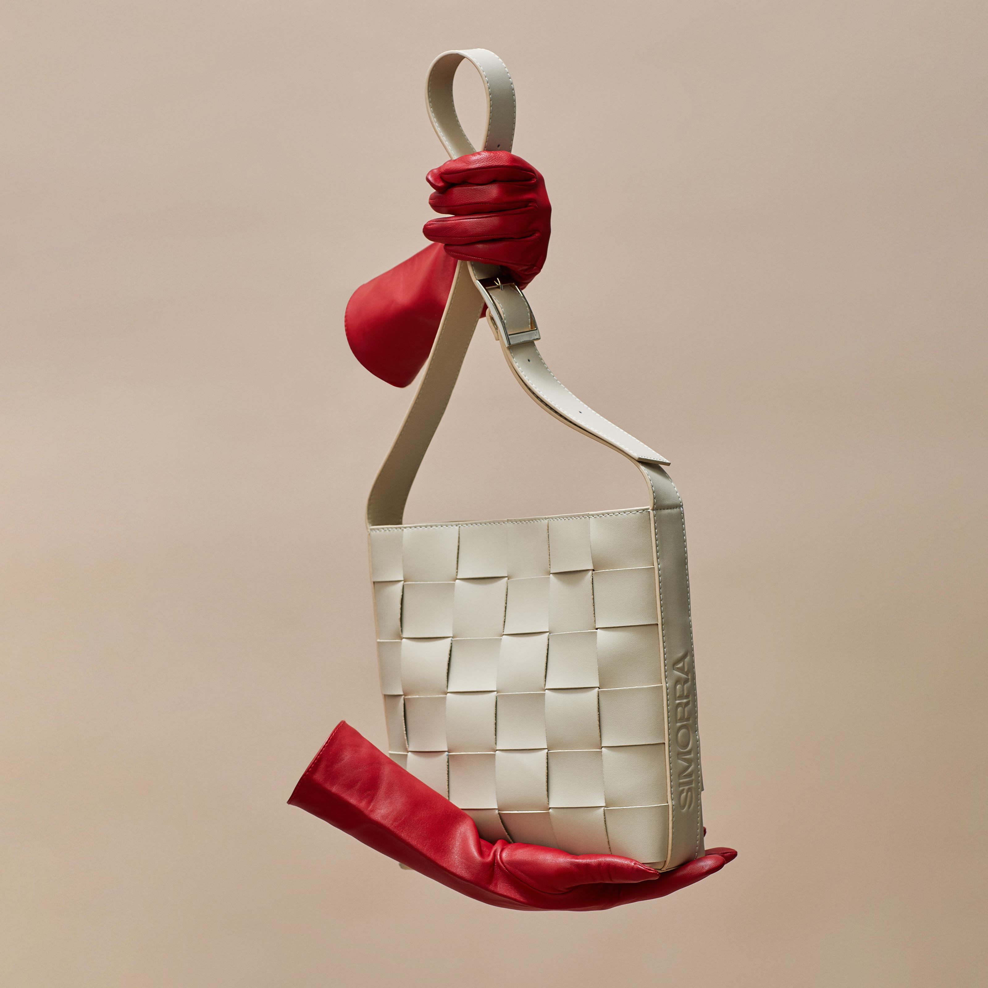 Bolso piel entrelazada