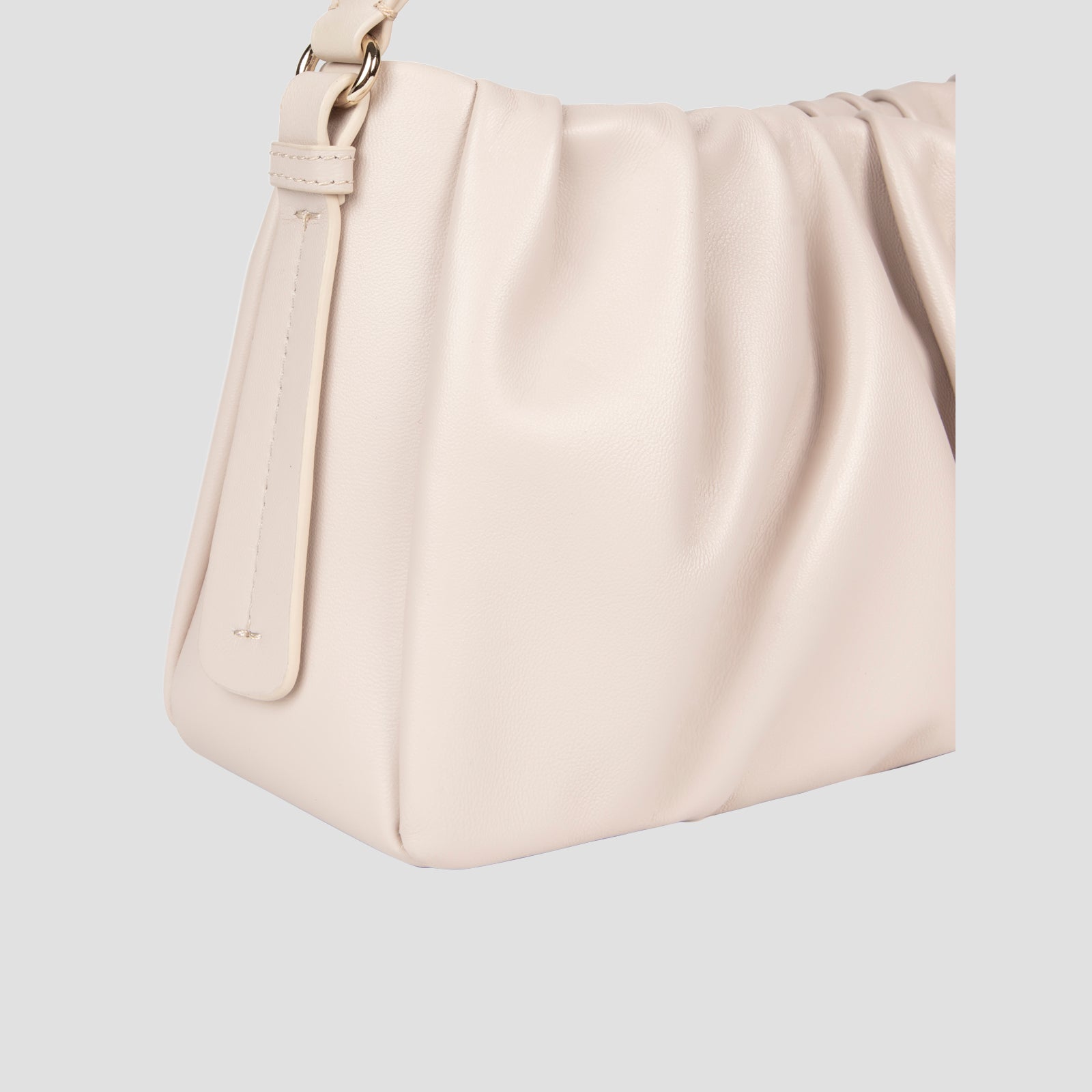 Bolso piel drapeado